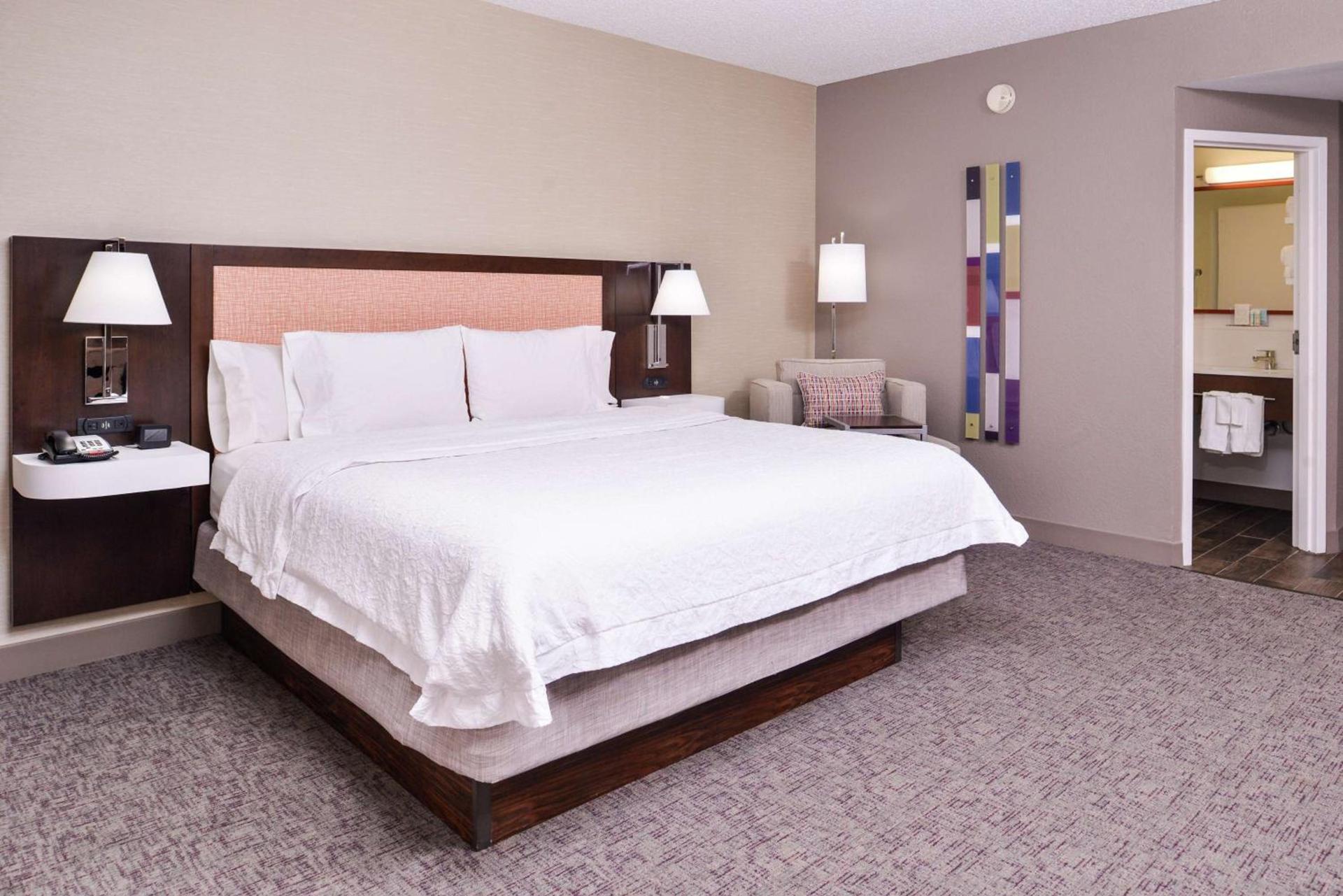 Hampton Inn Albuquerque - University/Midtown photo 43