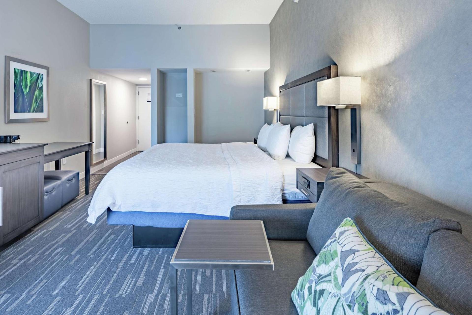Hampton Inn Waco North photo 21