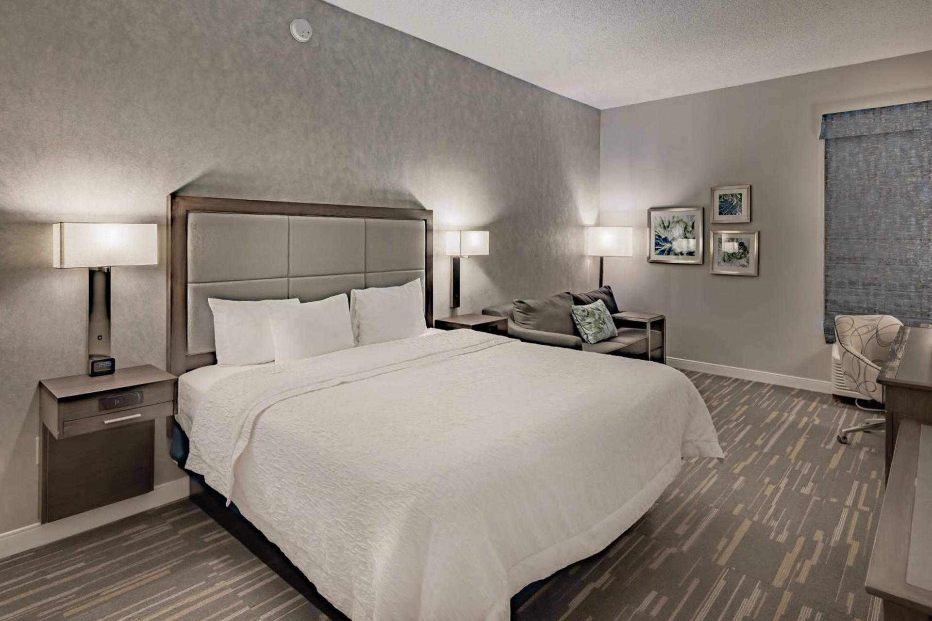 Hampton Inn Waco North photo 20
