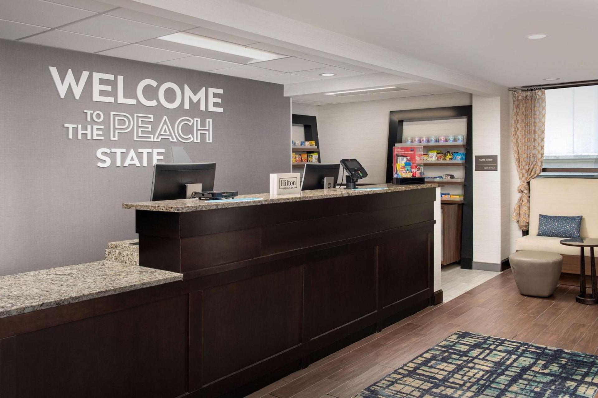 Hampton Inn & Suites Alpharetta-Windward photo 6