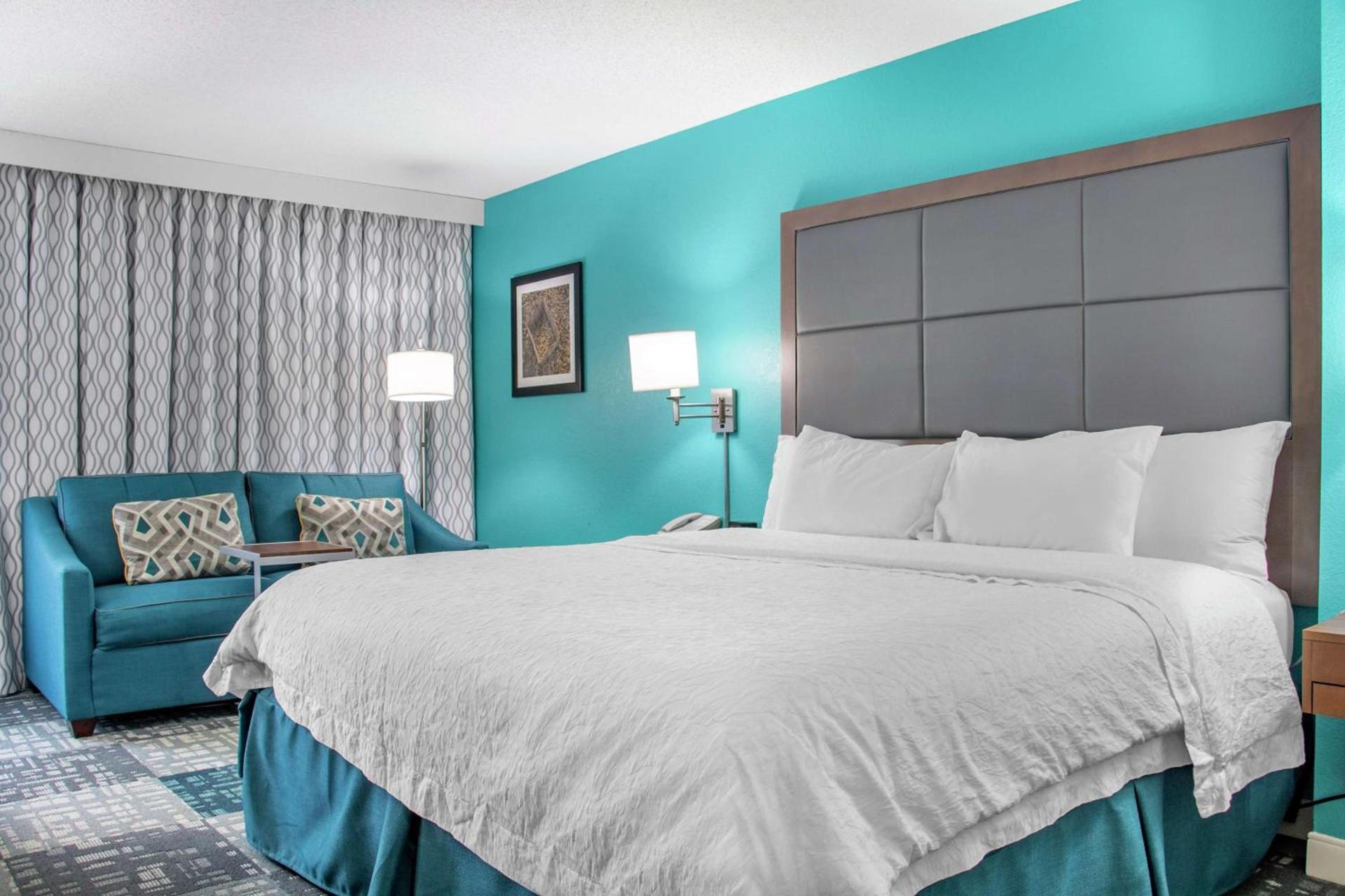 Hampton Inn Adel photo 22