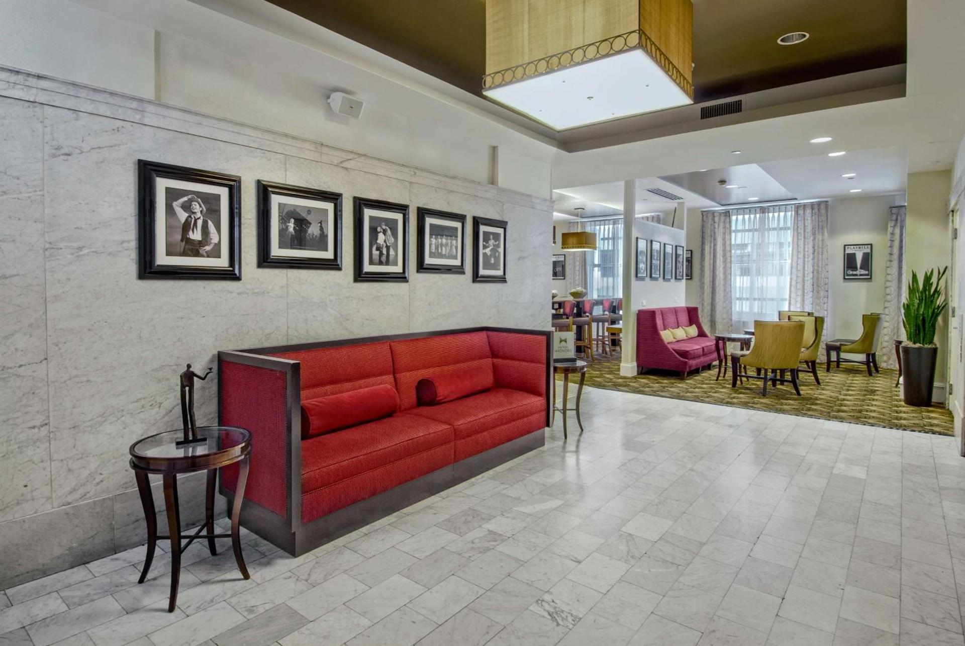 Hampton Inn Majestic Chicago Theatre District photo 7