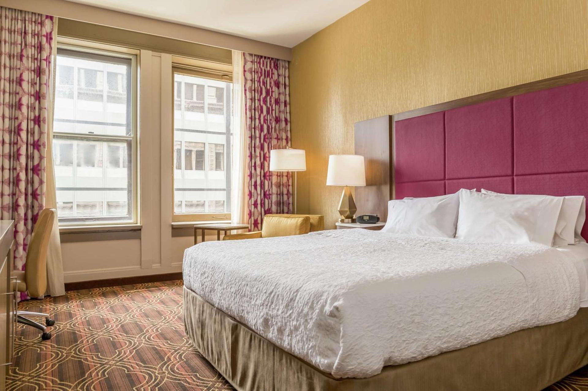 Hampton Inn Majestic Chicago Theatre District photo 35