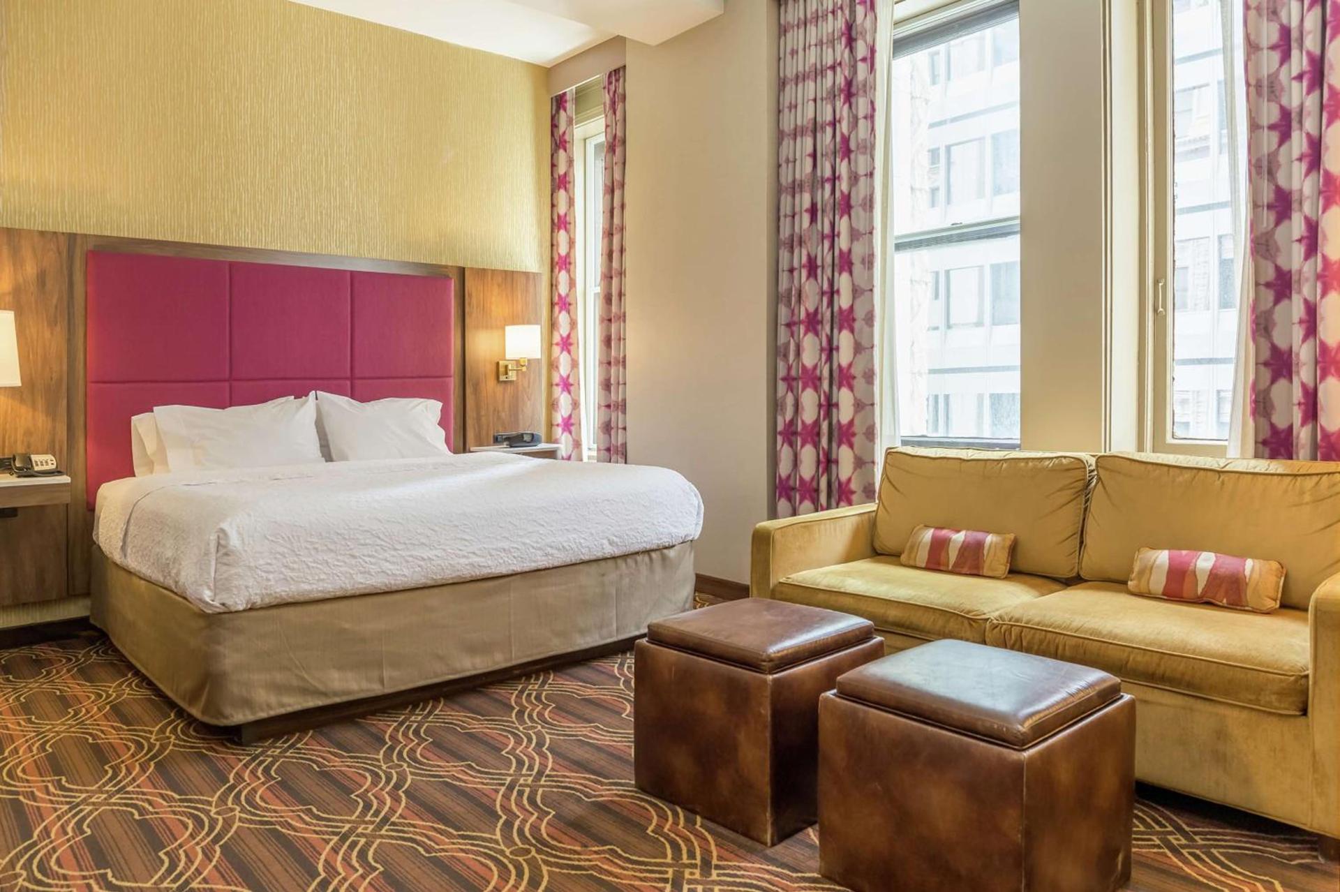 Hampton Inn Majestic Chicago Theatre District photo 14