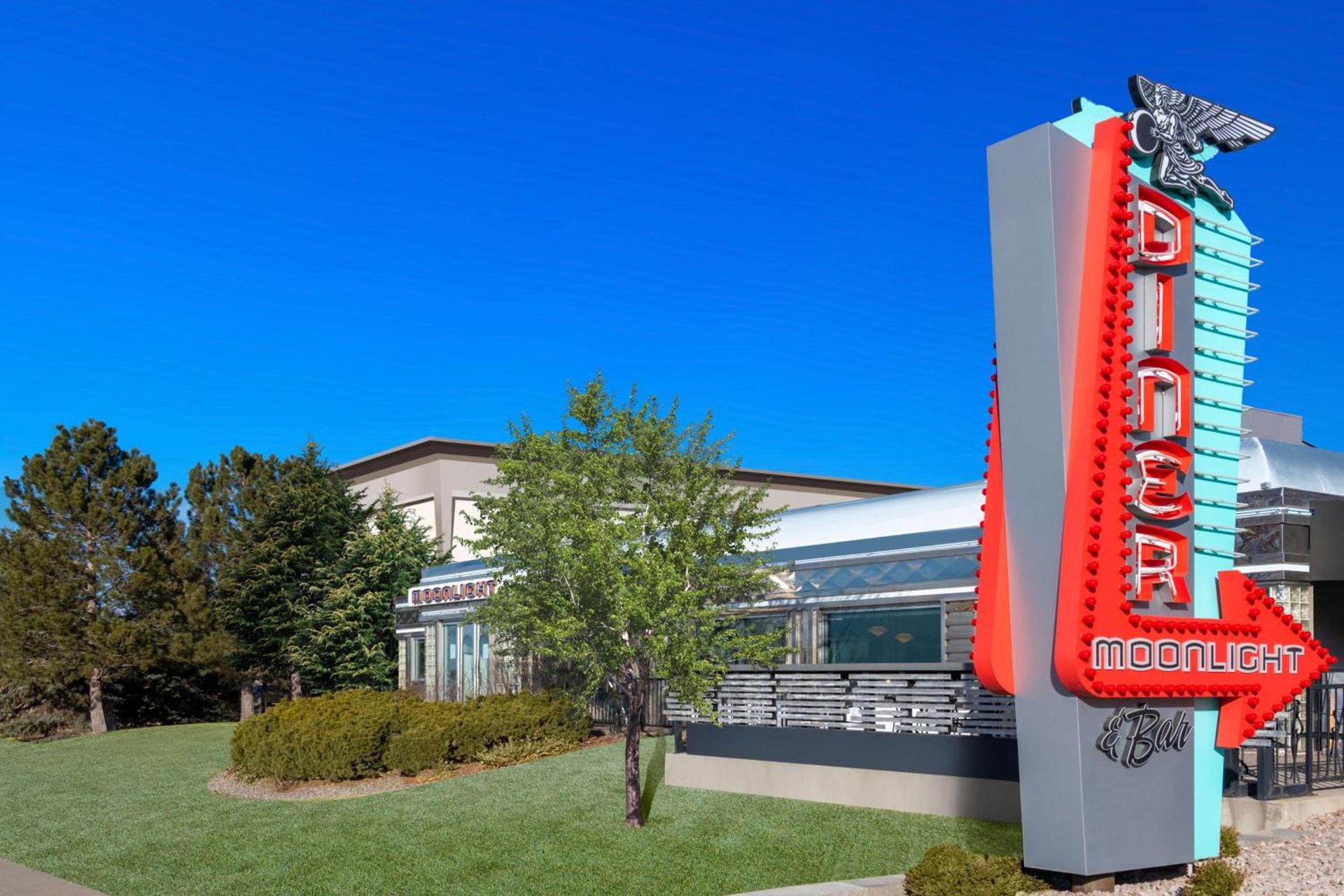 Hampton Inn Denver-International Airport photo 10