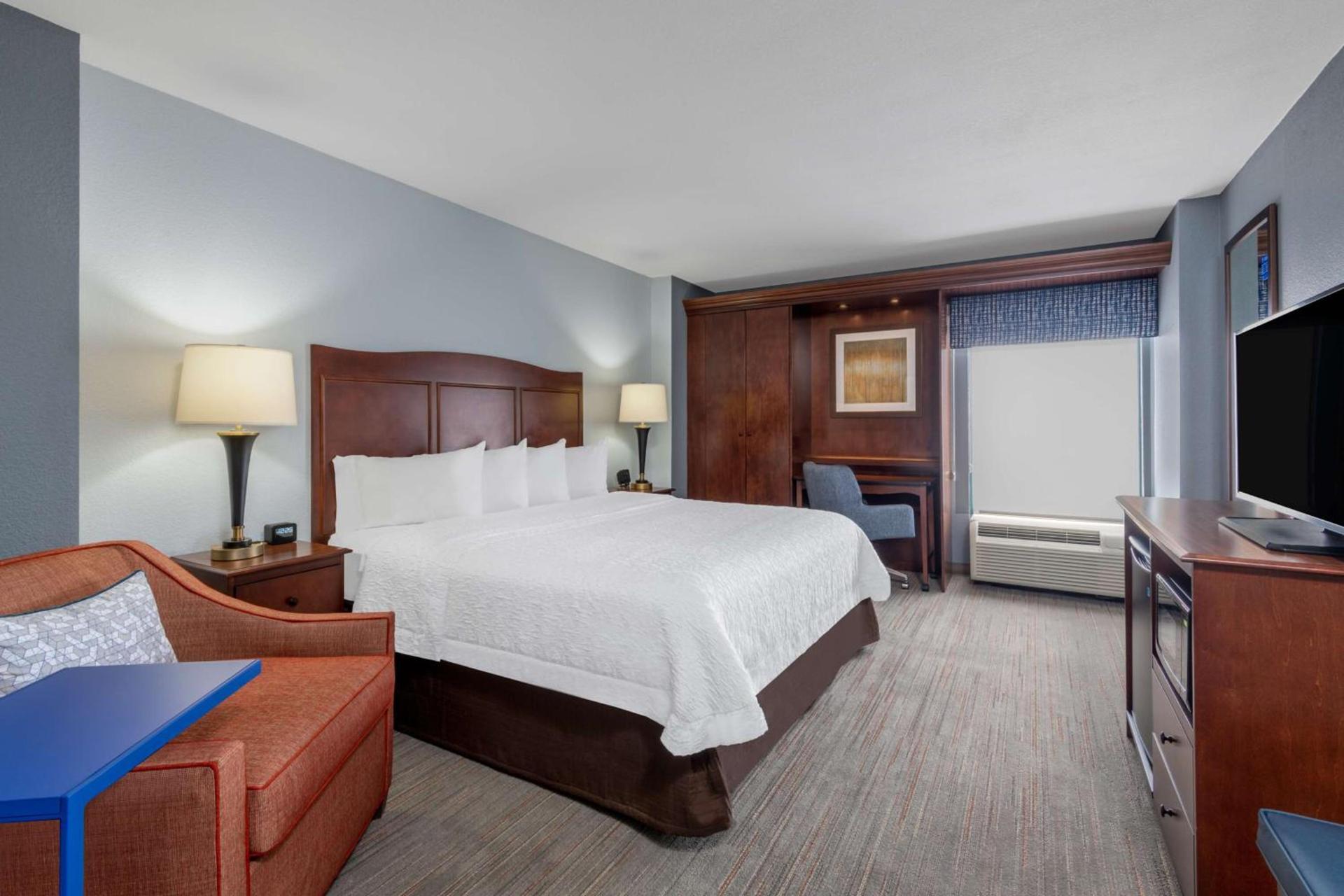 Hampton Inn Denver-International Airport photo 13