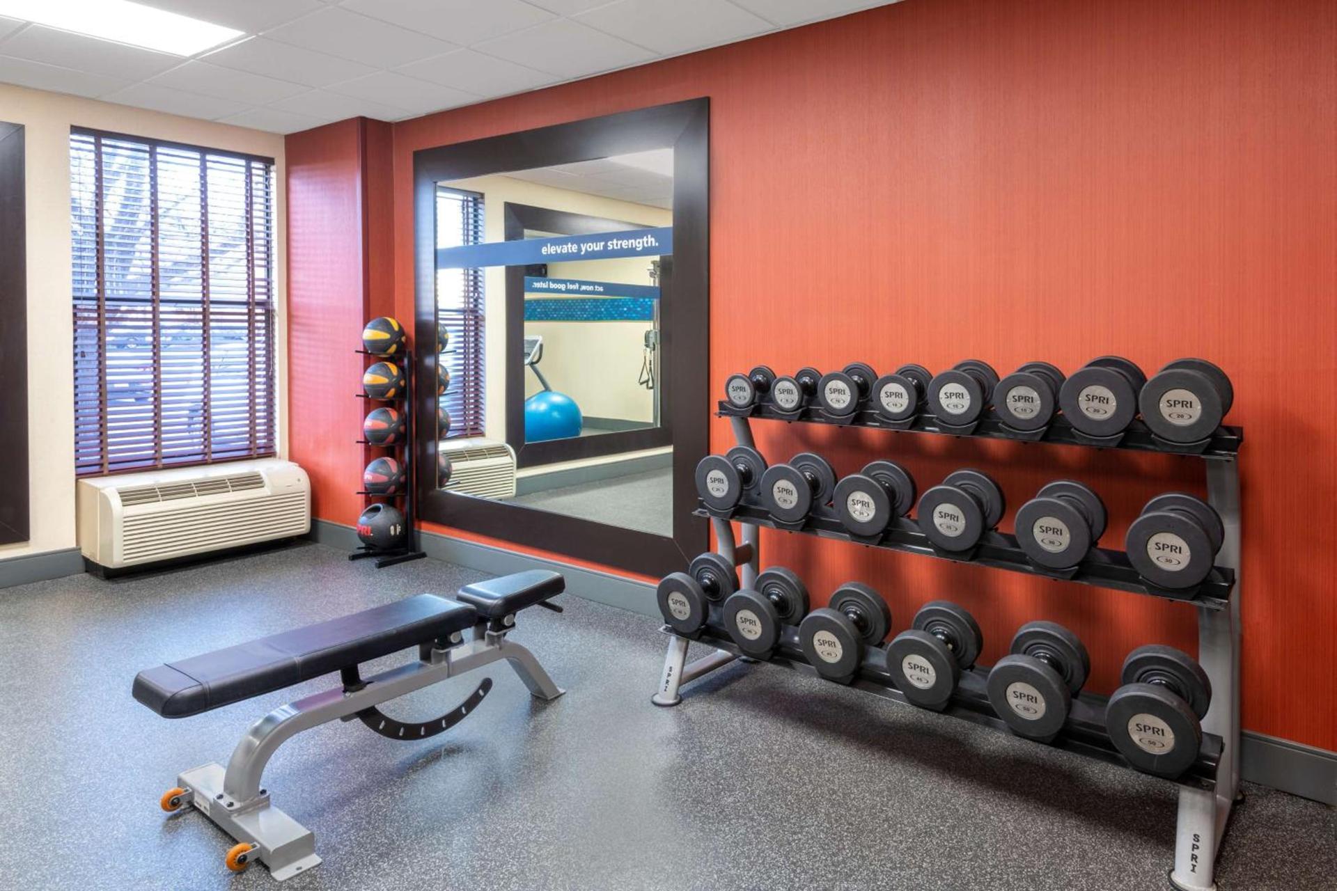 Hampton Inn Denver-International Airport photo 12