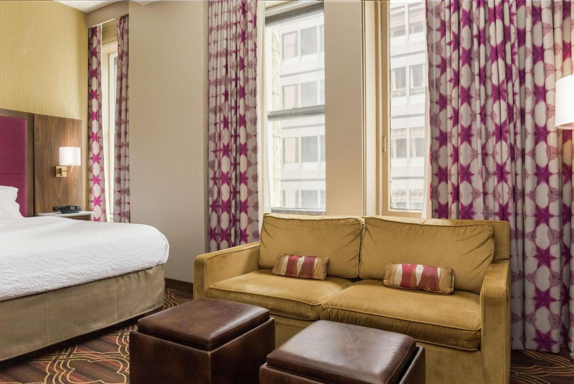 Hampton Inn Majestic Chicago Theatre District photo 18