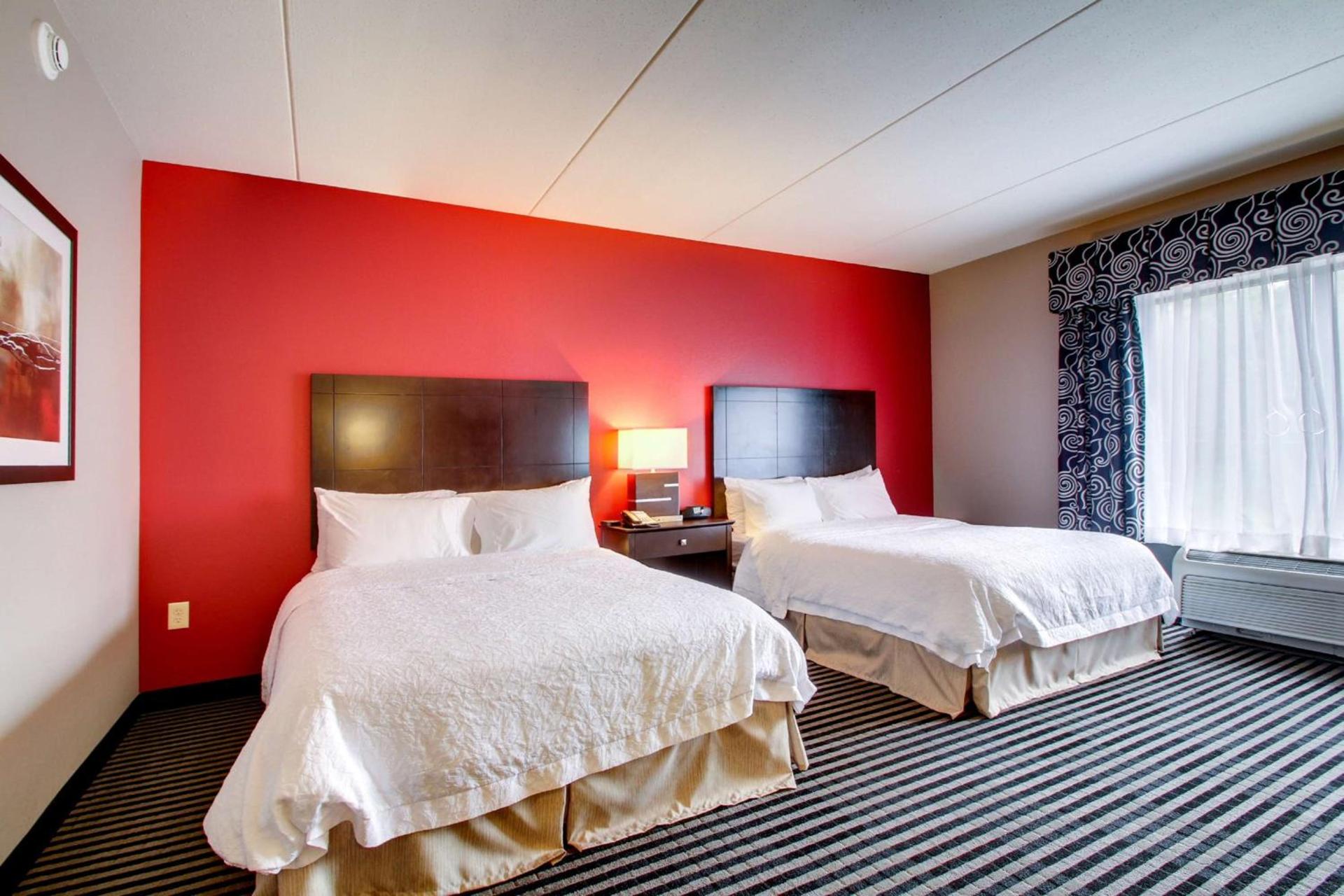 Hampton Inn Birmingham/Leeds photo 39
