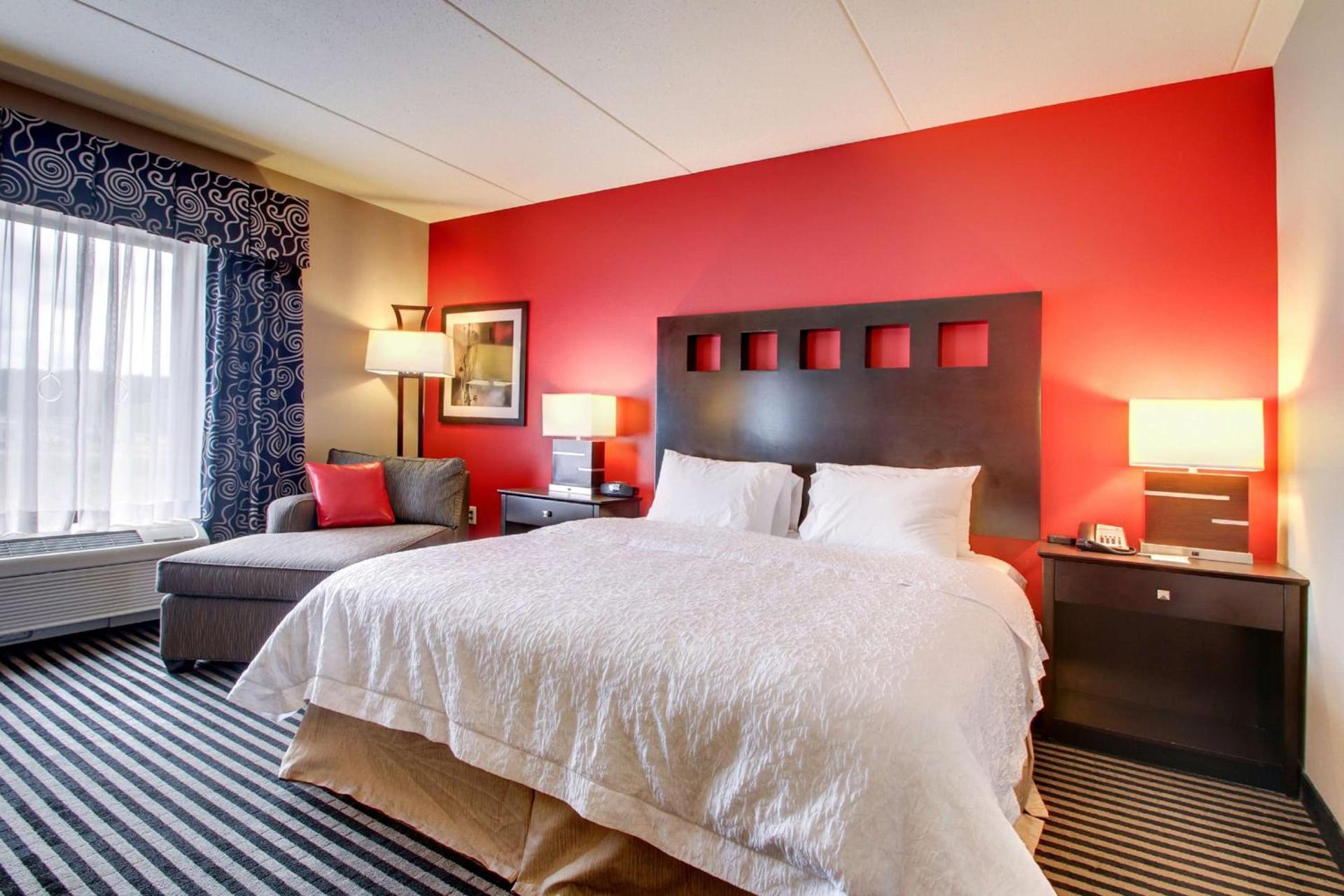 Hampton Inn Birmingham/Leeds photo 52