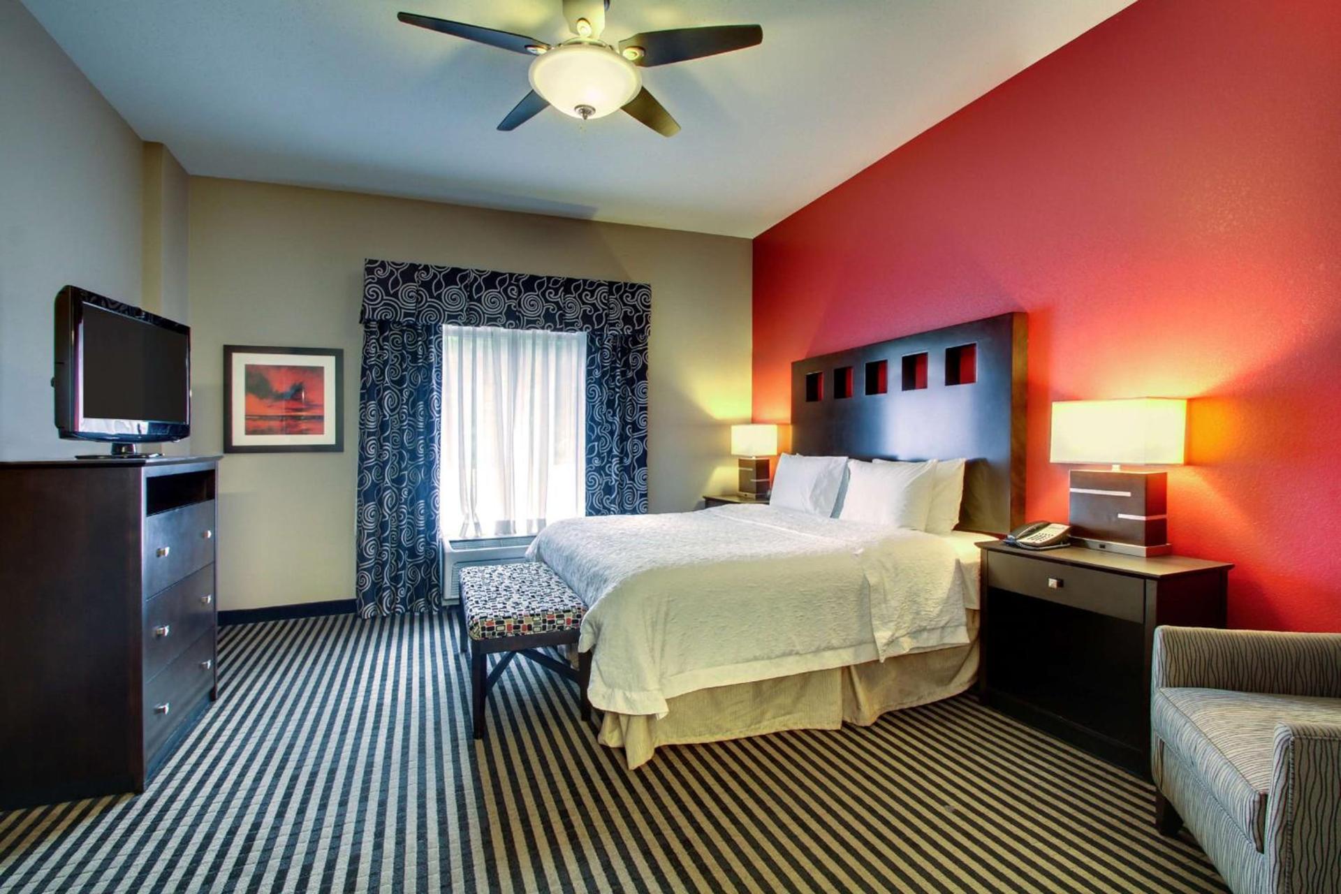 Hampton Inn Birmingham/Leeds photo 58