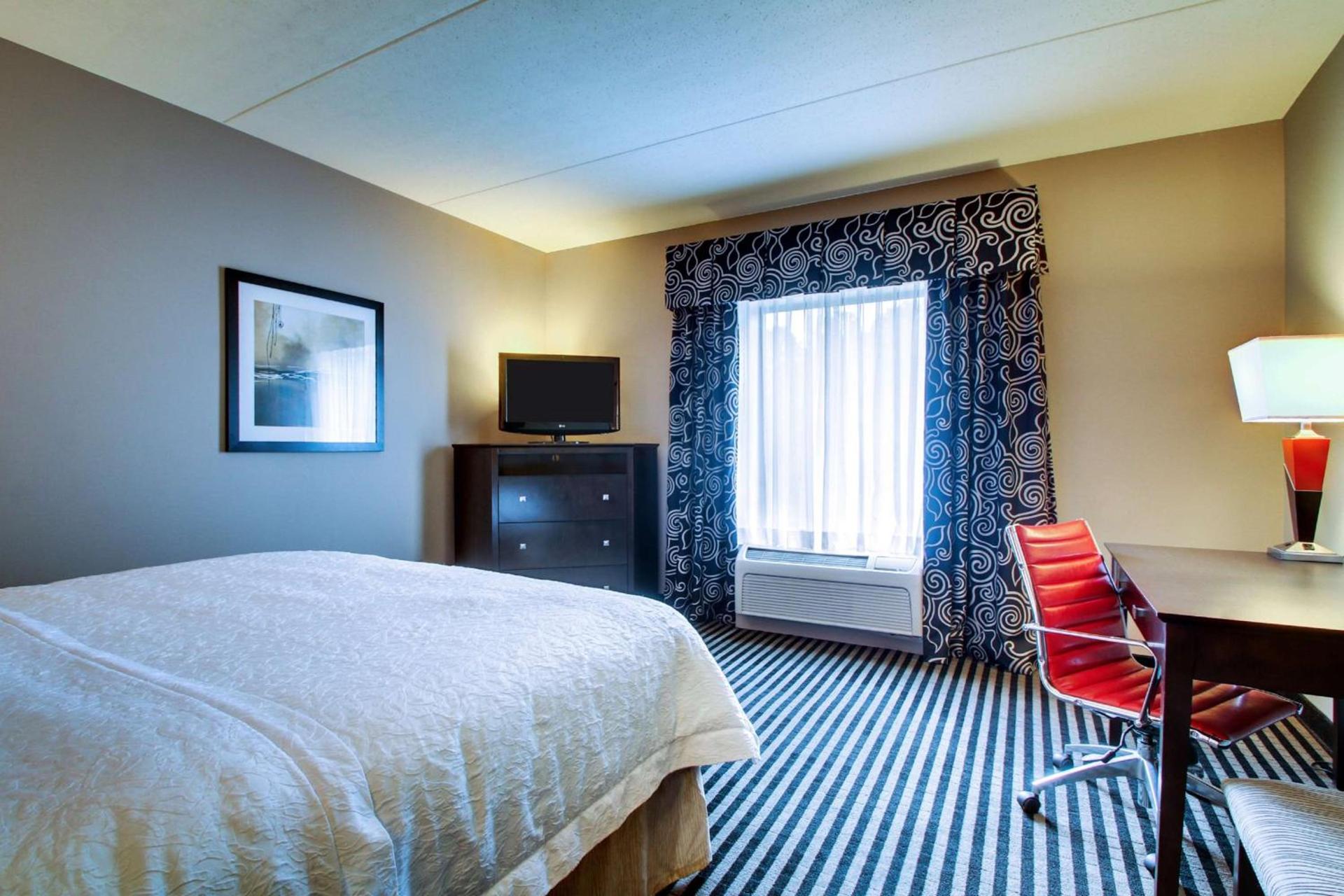 Hampton Inn Birmingham/Leeds photo 61