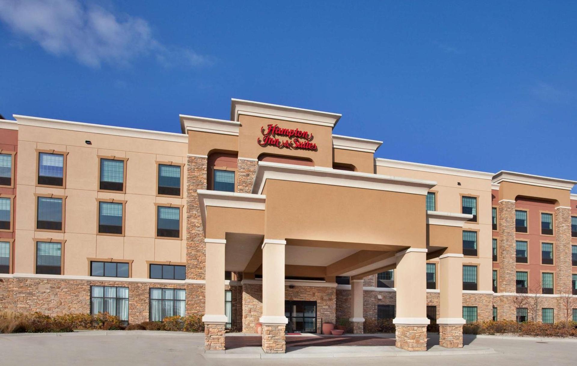 Hampton Inn and Suites St. Cloud photo 2