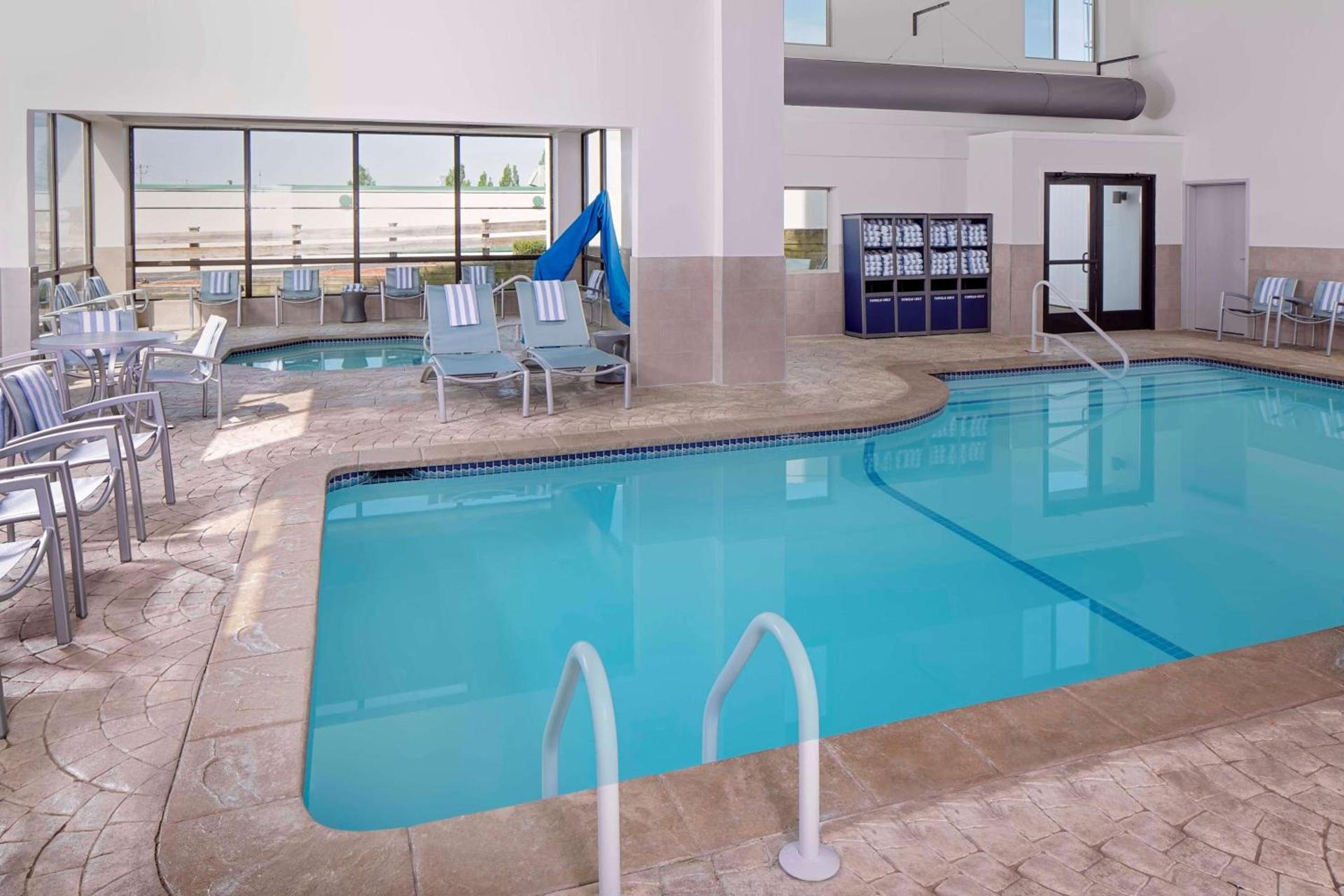 Embassy Suites by Hilton Boston Marlborough photo 8