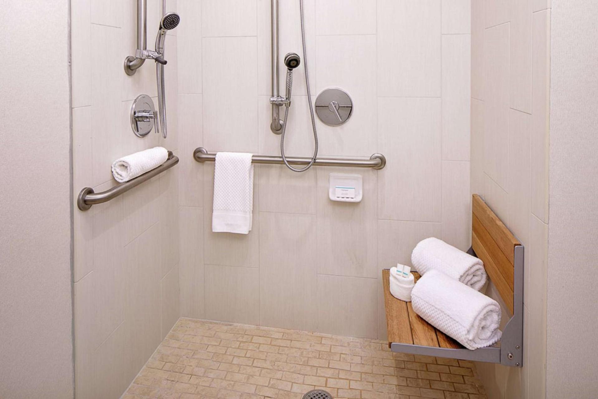 Embassy Suites by Hilton Boston Marlborough photo 15