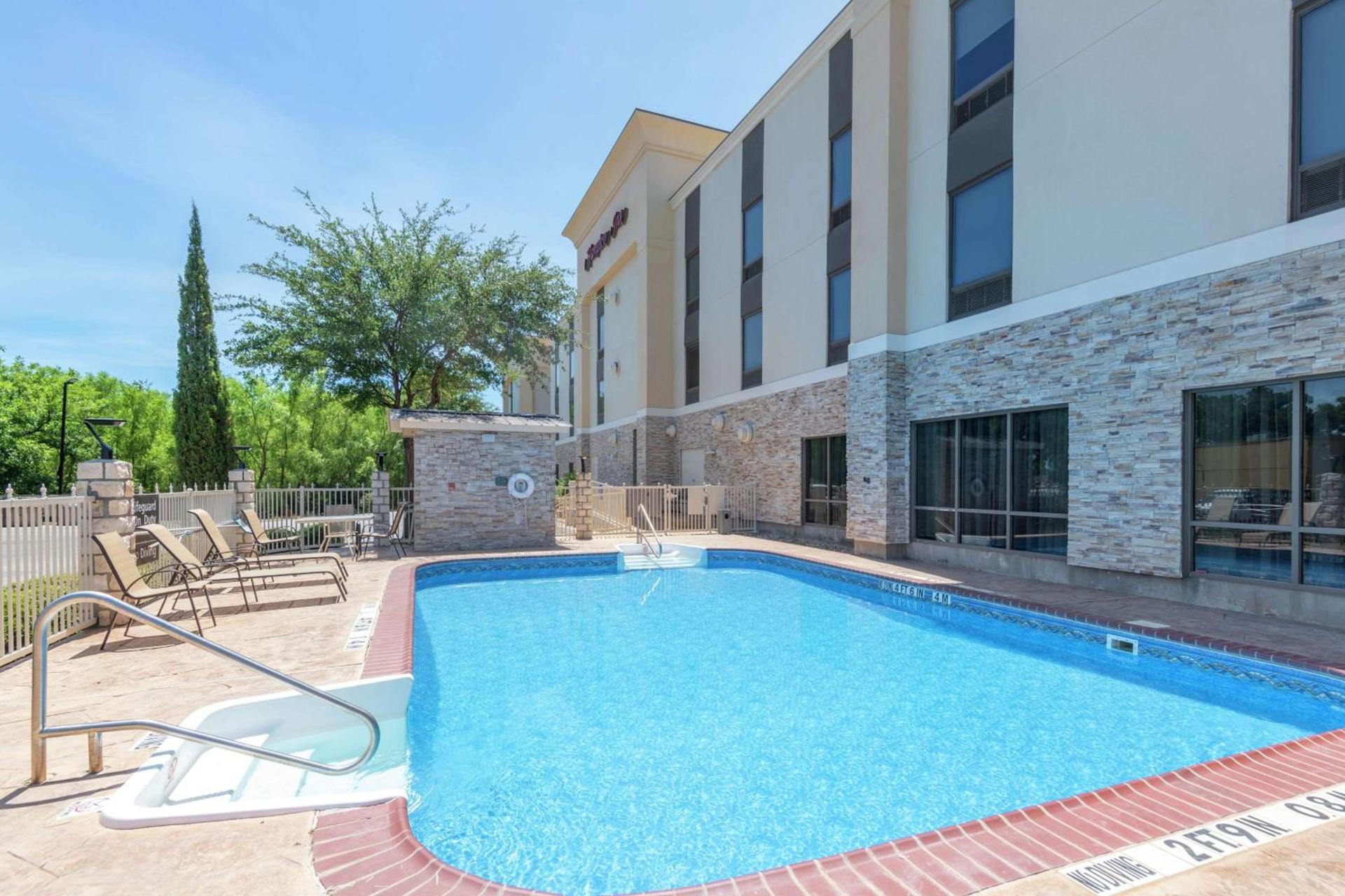 Hampton Inn Brownwood photo 5