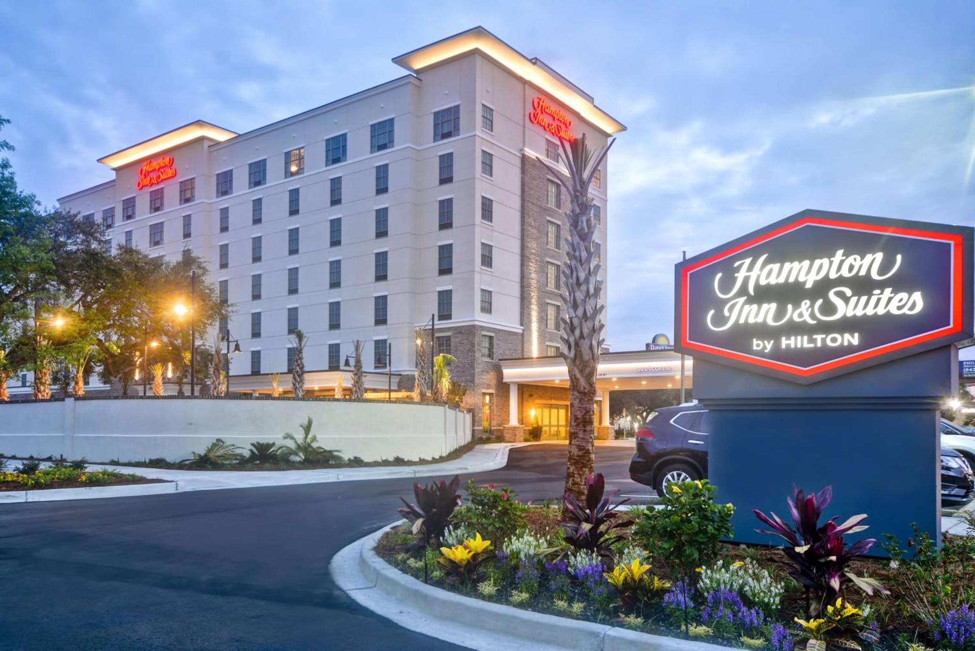 Hampton Inn & Suites Charleston Airport photo 3