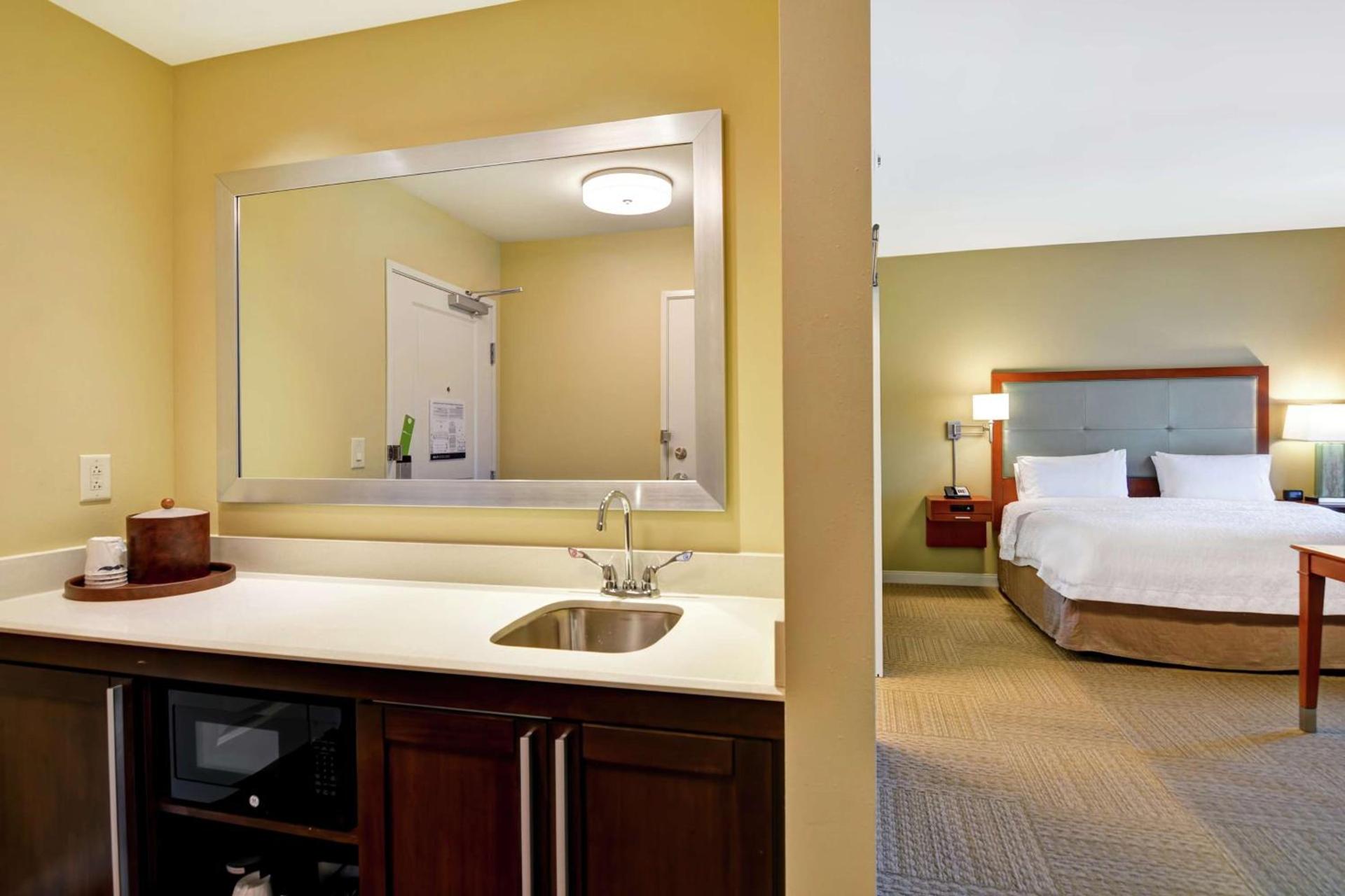 Hampton Inn & Suites Charleston Airport photo 20
