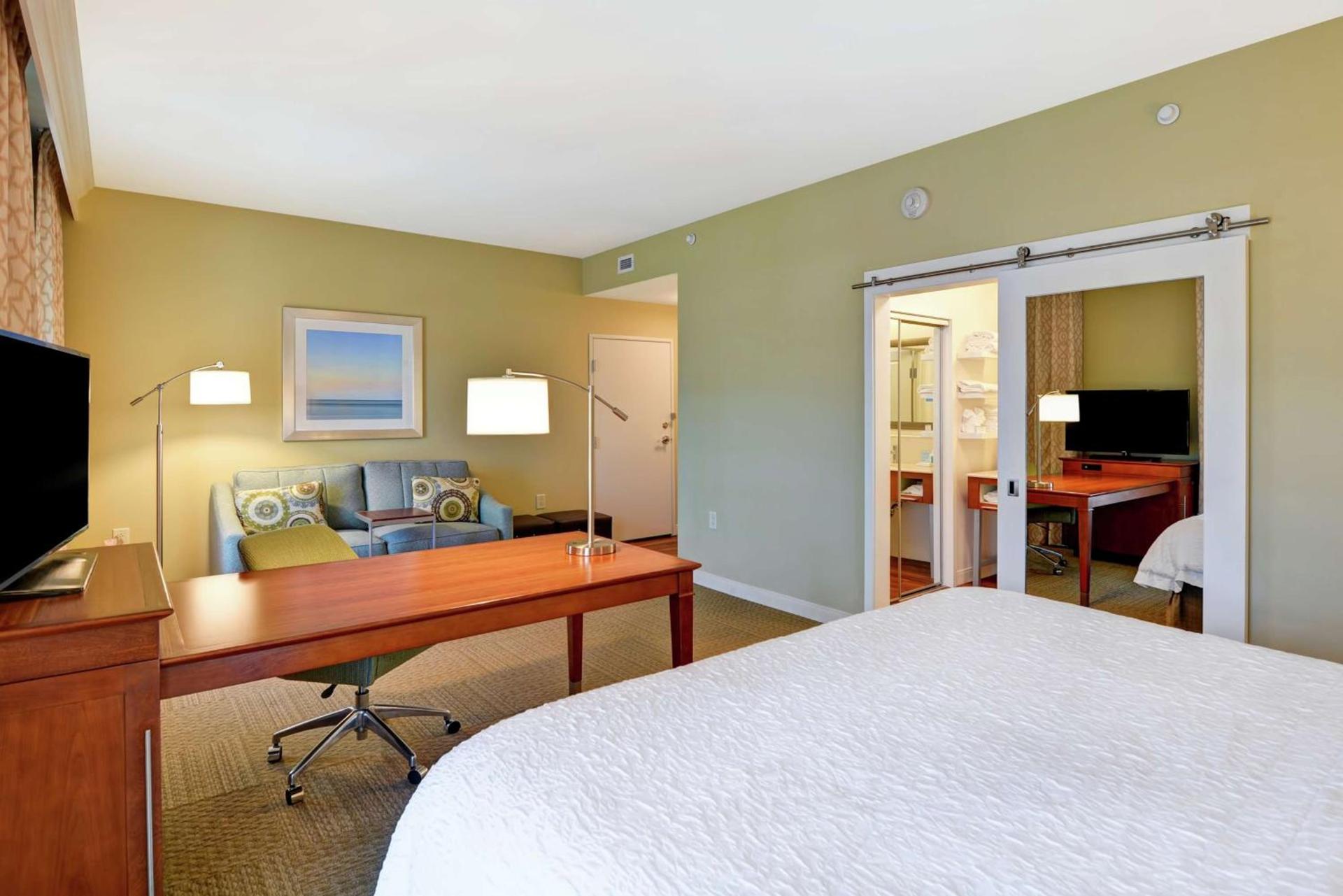Hampton Inn & Suites Charleston Airport photo 21