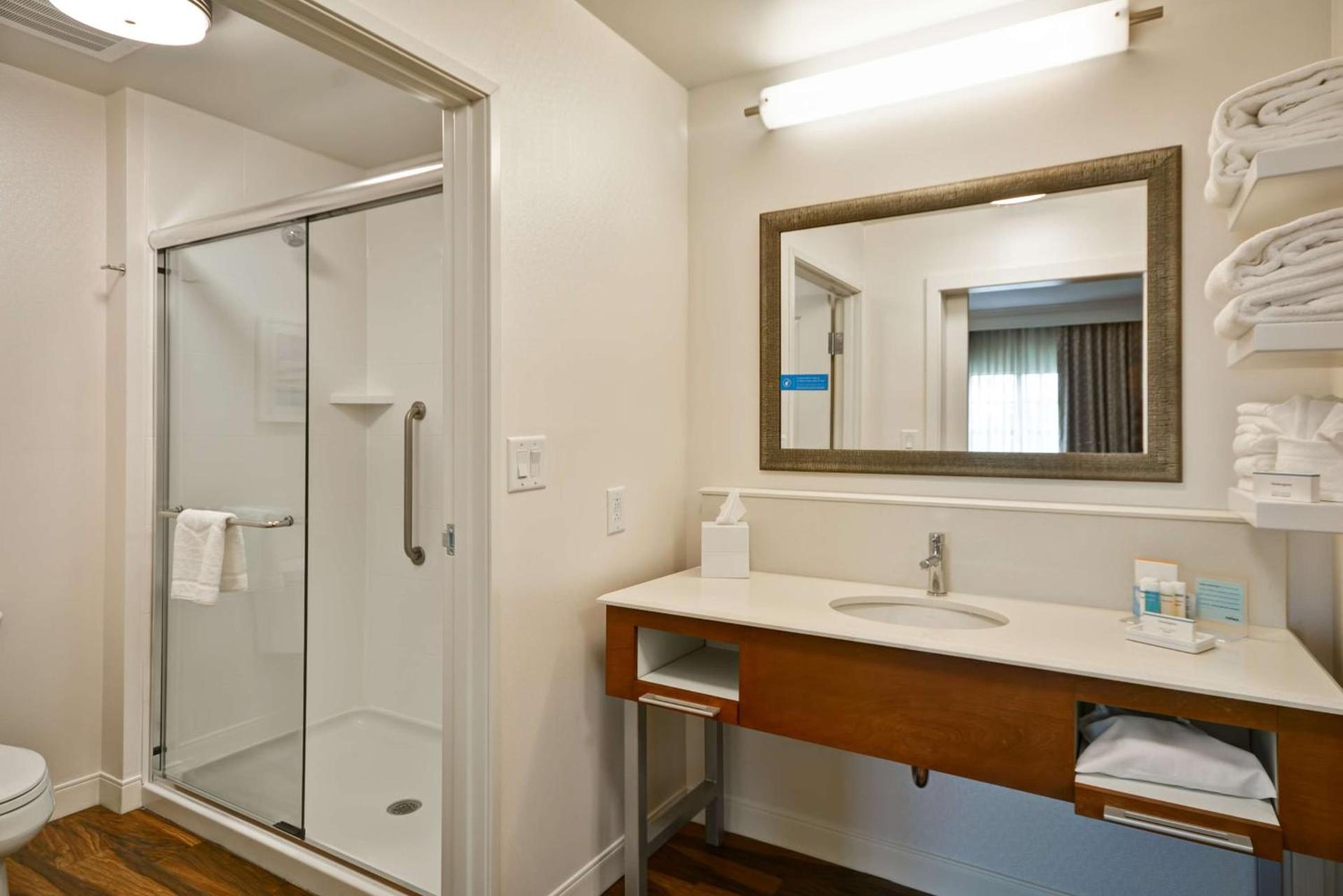 Hampton Inn & Suites Charleston Airport photo 26