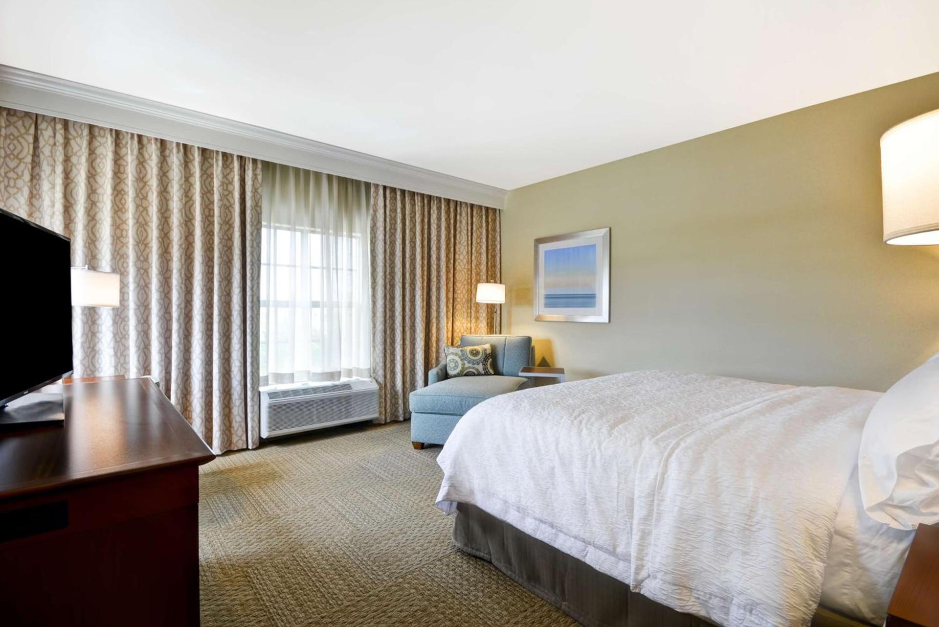 Hampton Inn & Suites Charleston Airport photo 31