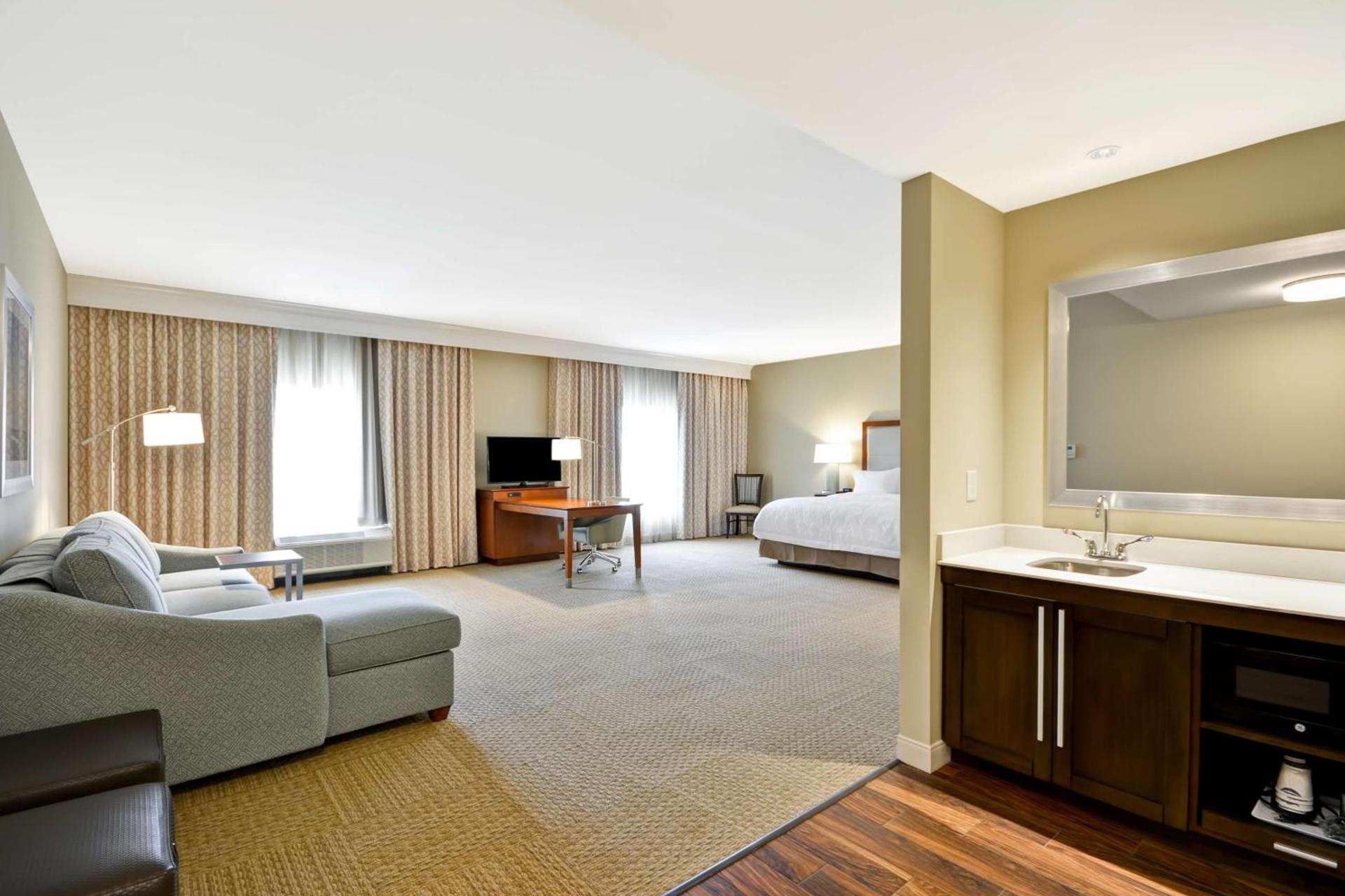 Hampton Inn & Suites Charleston Airport photo 34