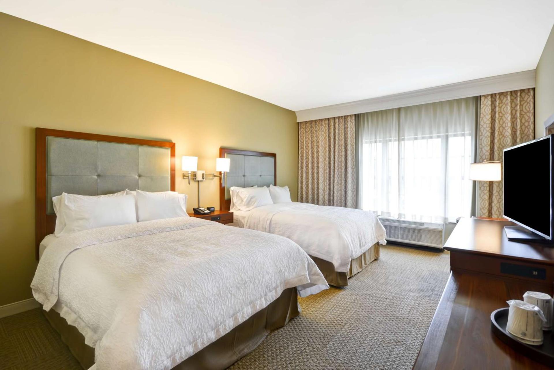 Hampton Inn & Suites Charleston Airport photo 46