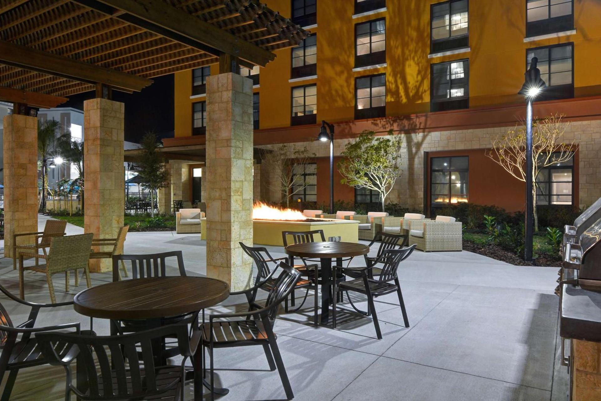 Home2 Suites By Hilton Orlando Flamingo Crossings, FL photo 8