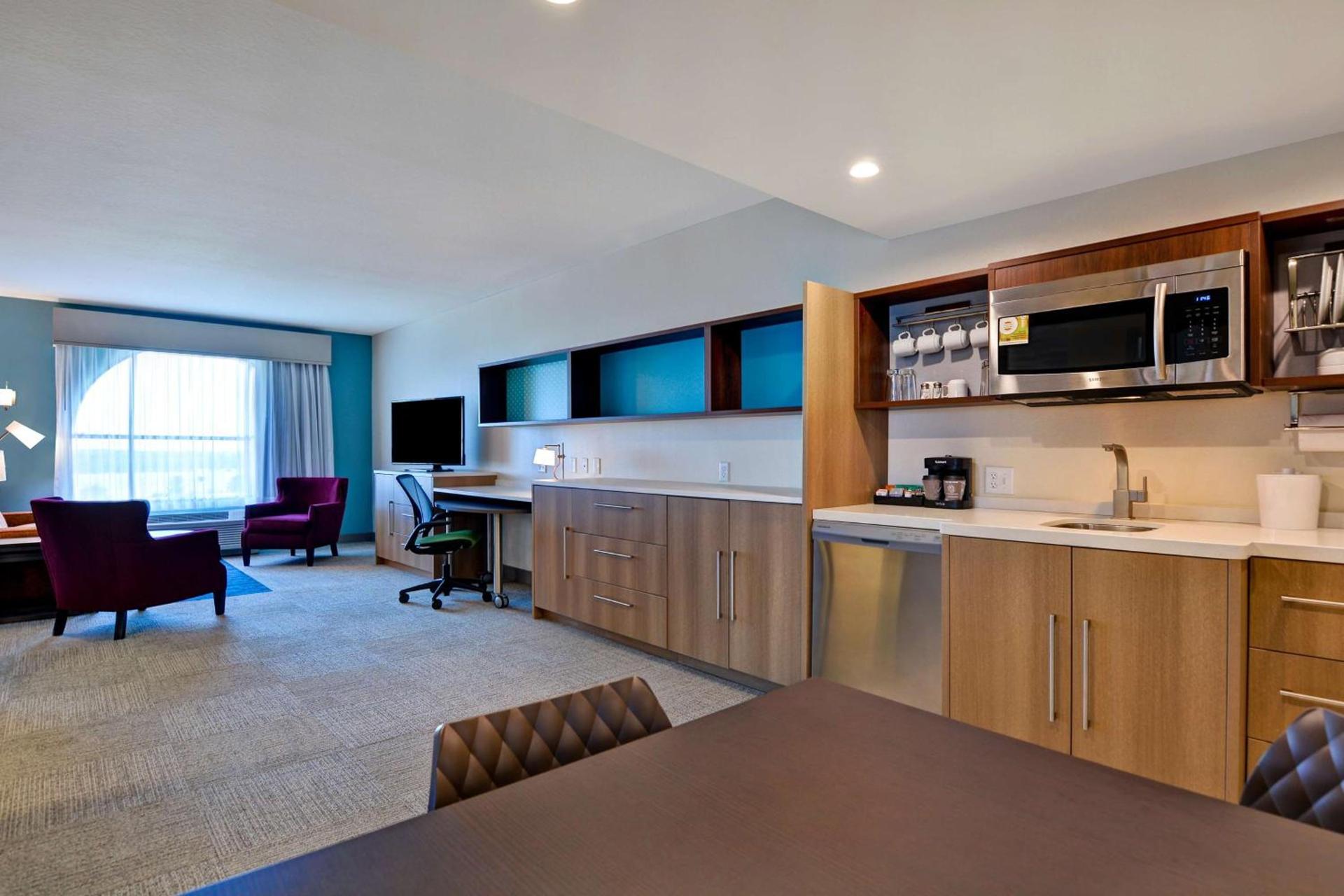 Home2 Suites By Hilton Orlando Flamingo Crossings, FL photo 41