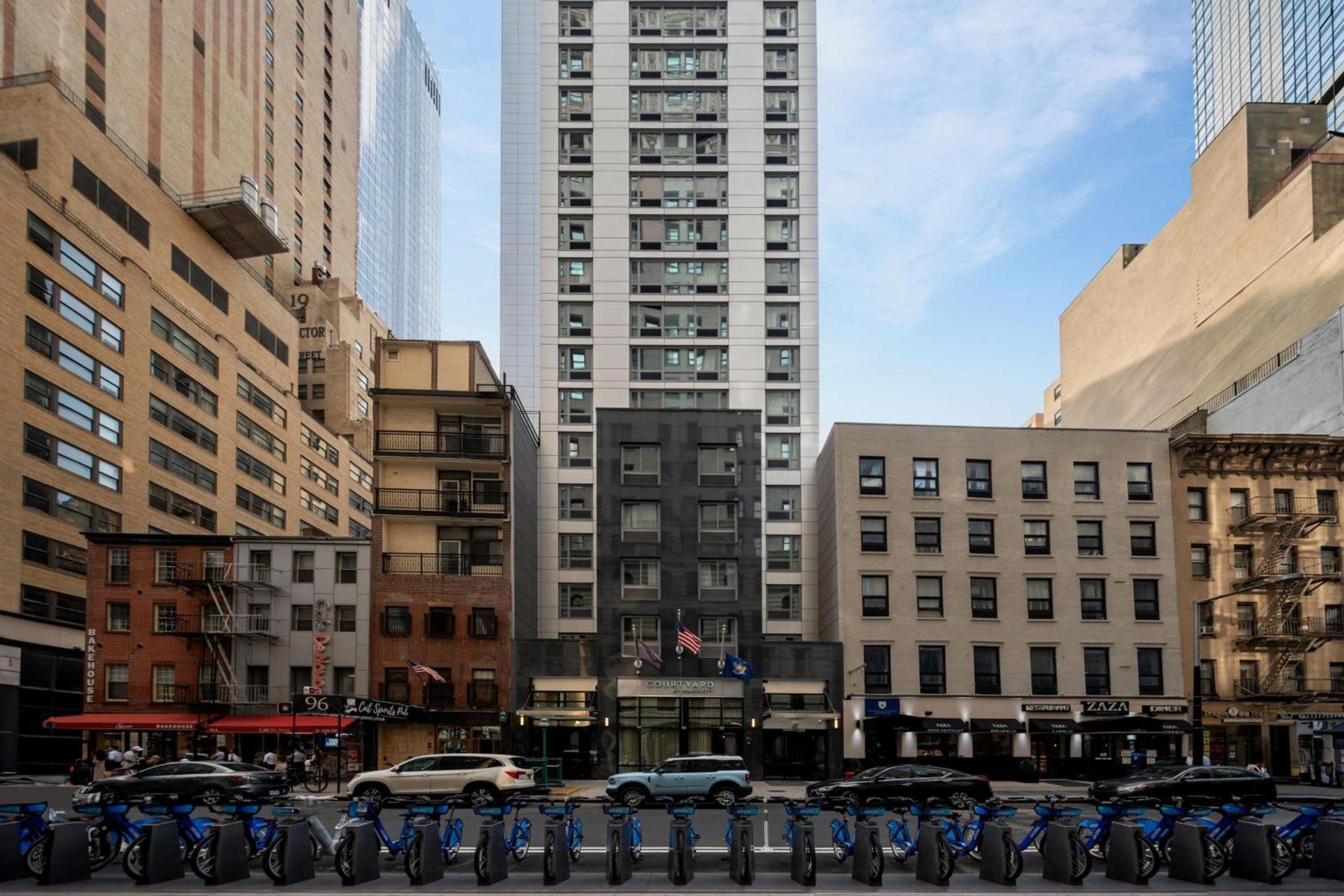 Courtyard by Marriott New York World Trade Center Area photo 2