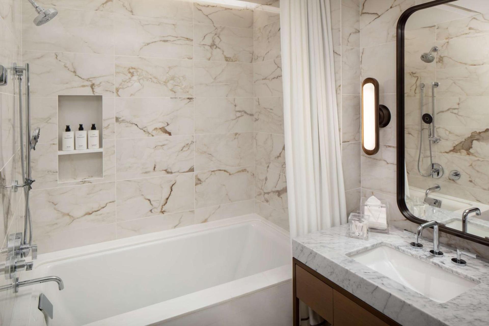Conrad Nashville photo 48