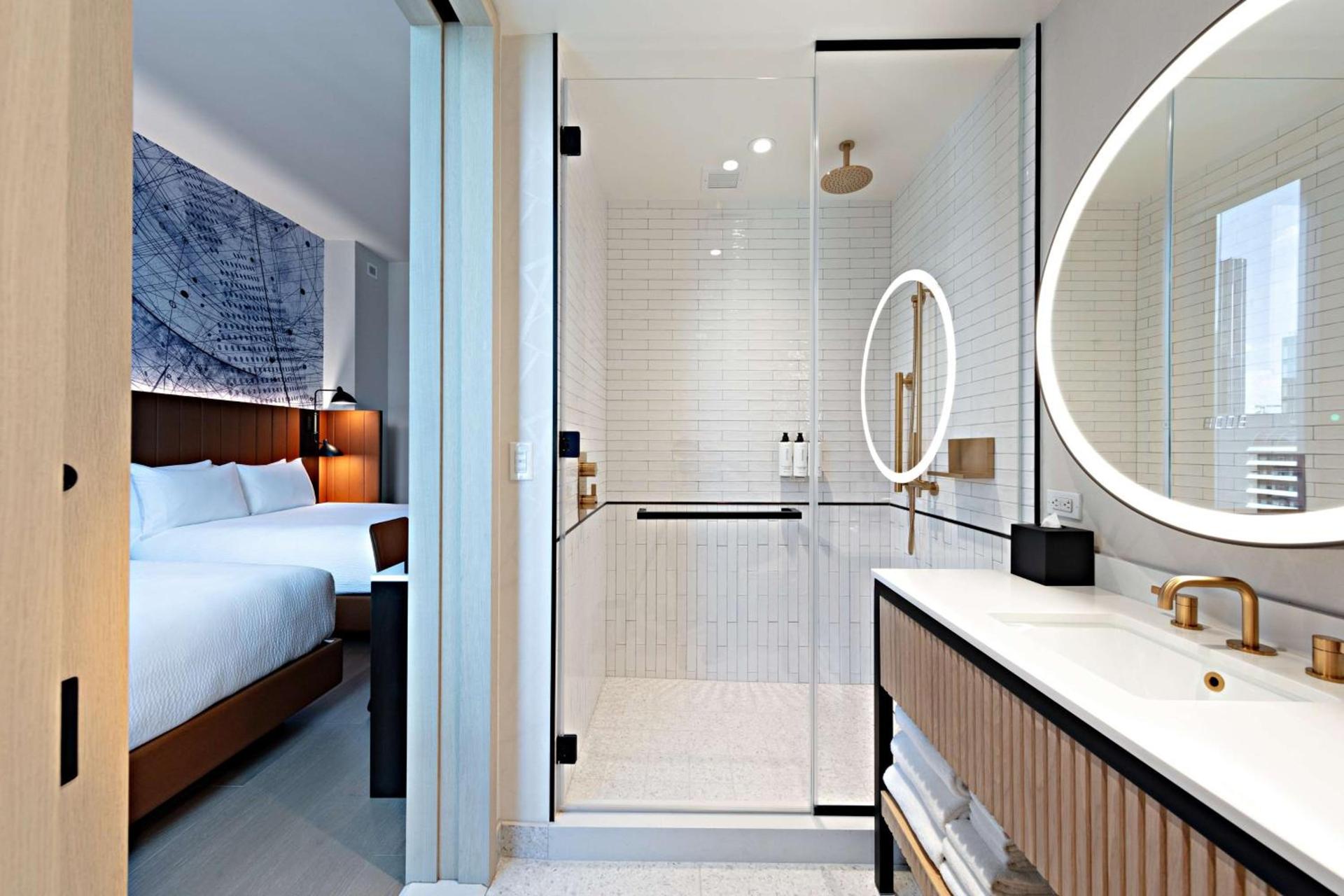 Tempo By Hilton New York Times Square photo 13