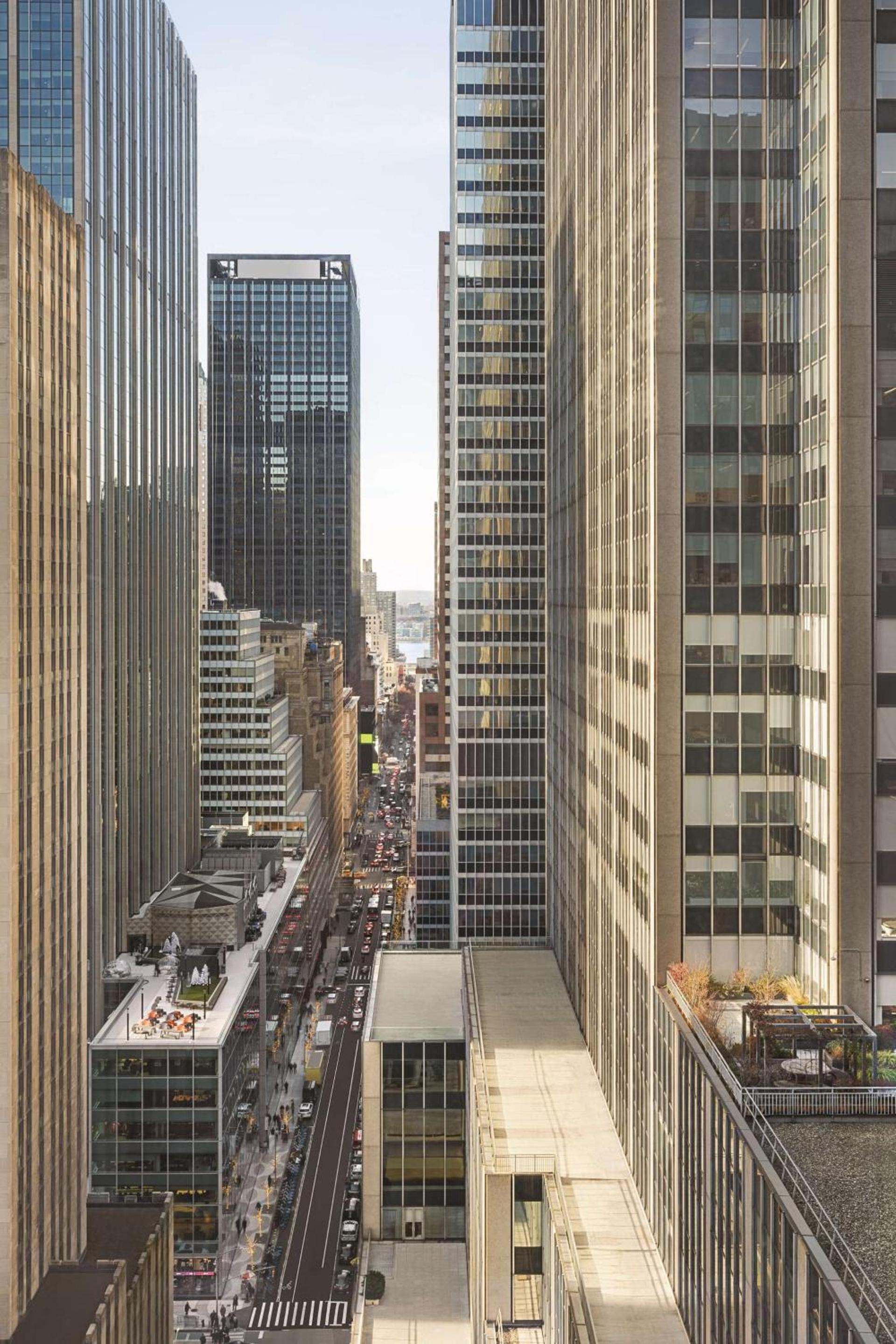 DoubleTree by Hilton New York Midtown Fifth Ave photo 1