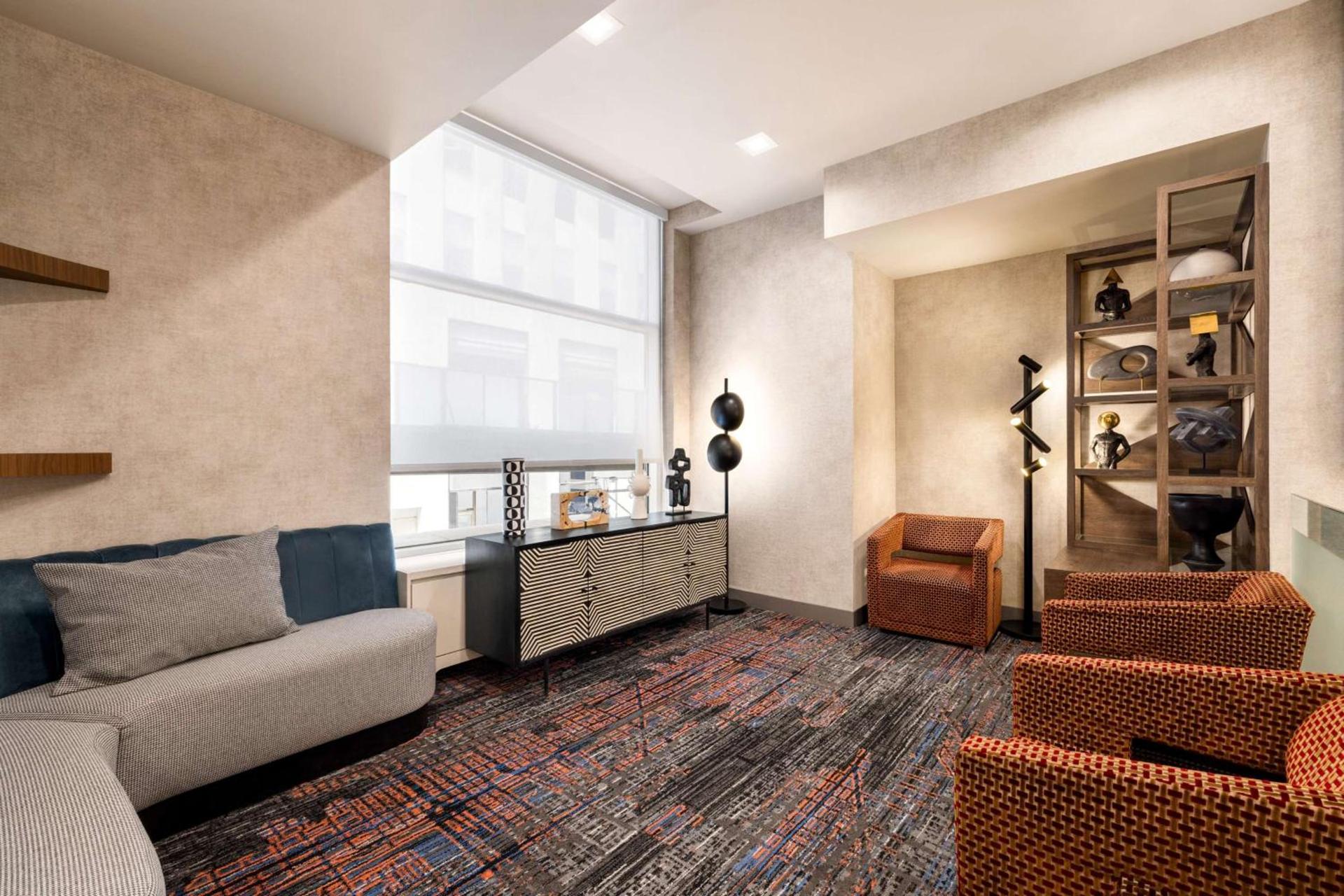 DoubleTree by Hilton New York Midtown Fifth Ave photo 3