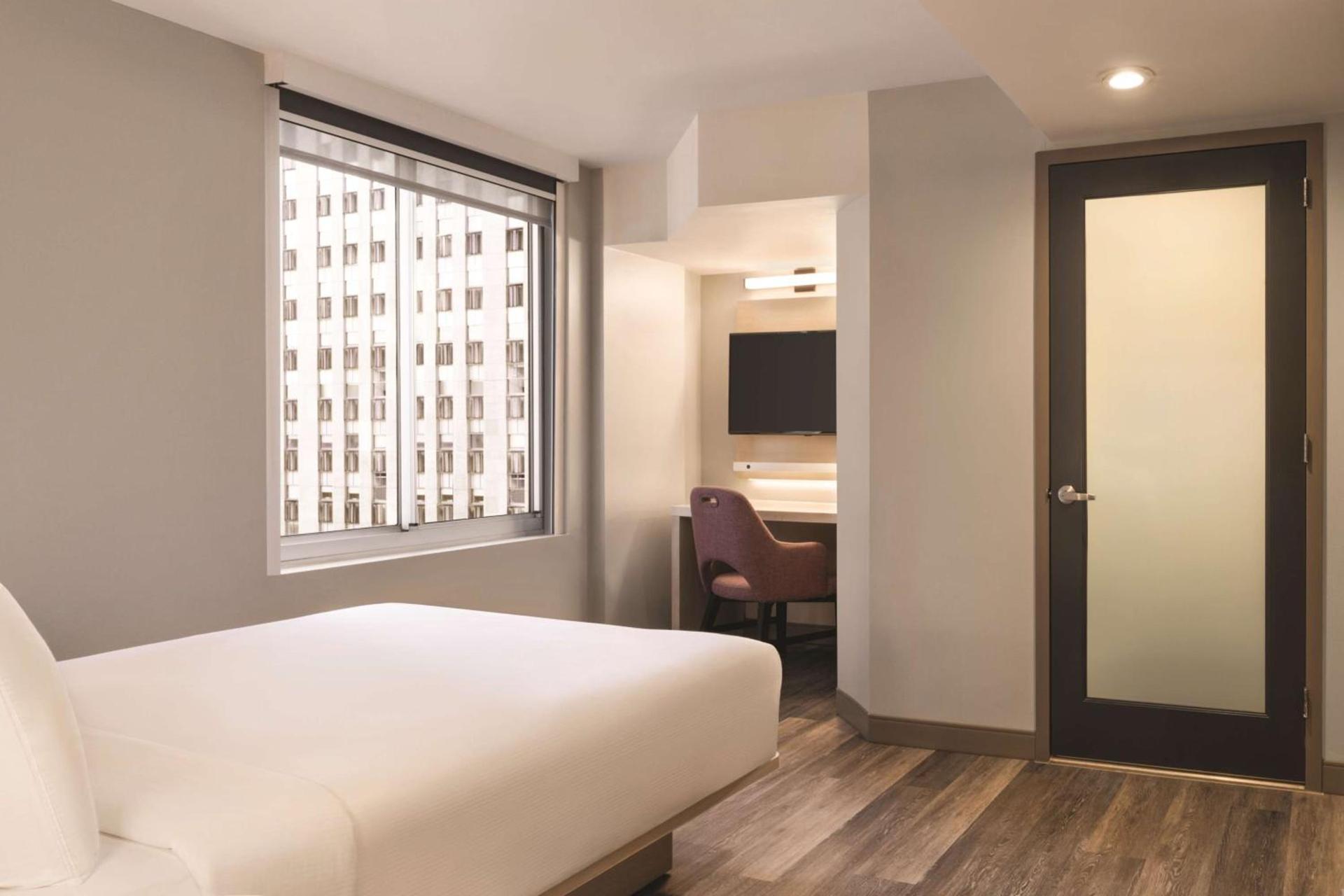 DoubleTree by Hilton New York Midtown Fifth Ave photo 19