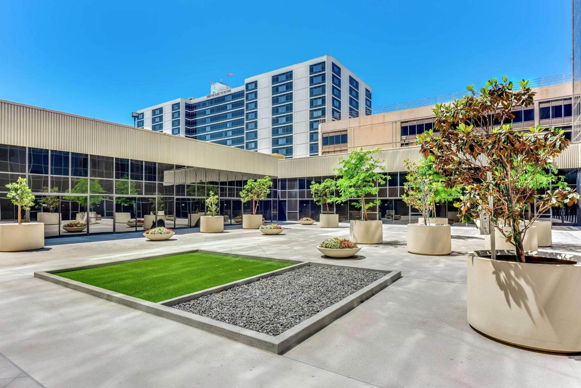 Hilton Los Angeles Airport photo 4