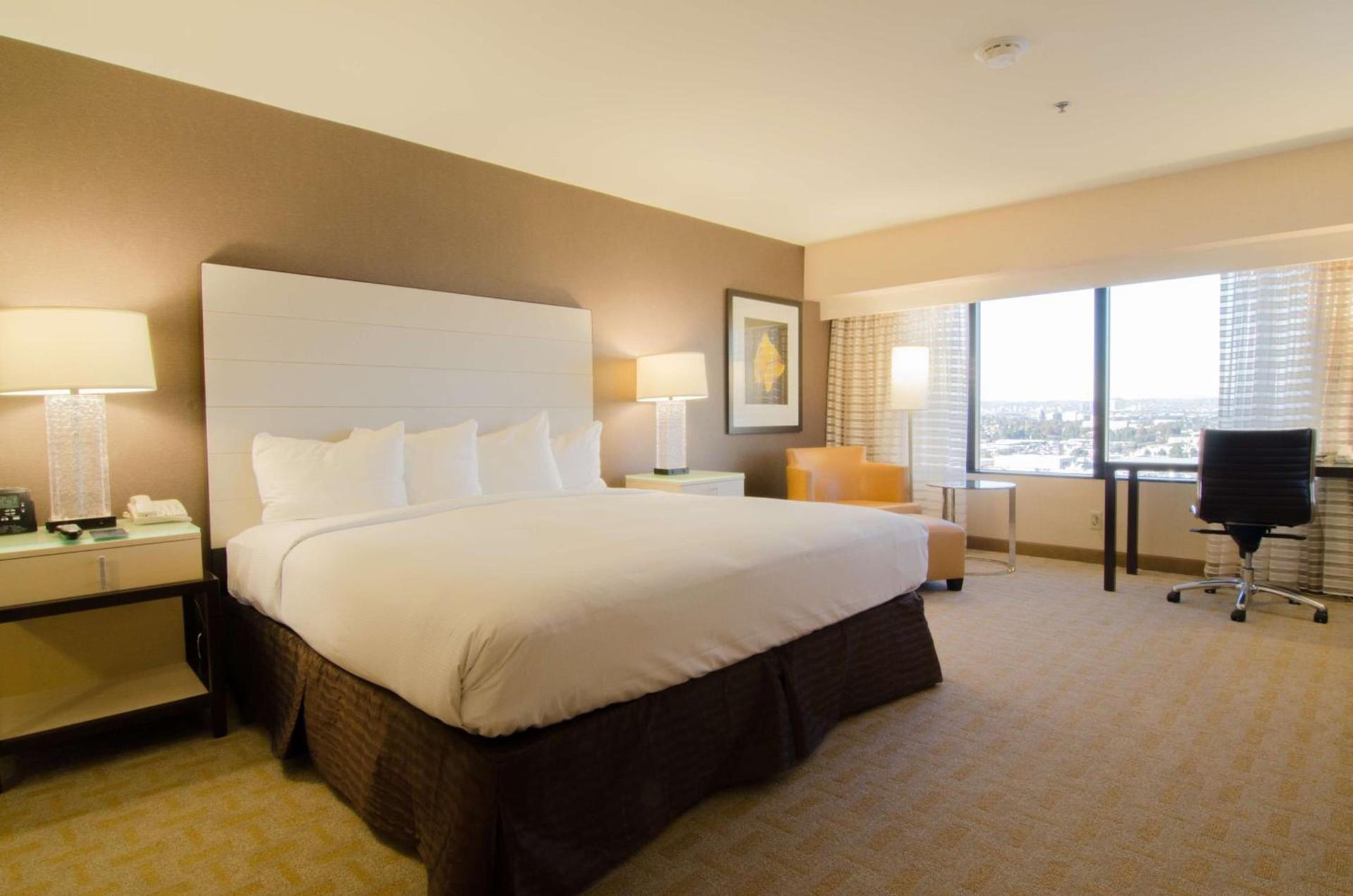 Hilton Los Angeles Airport photo 41