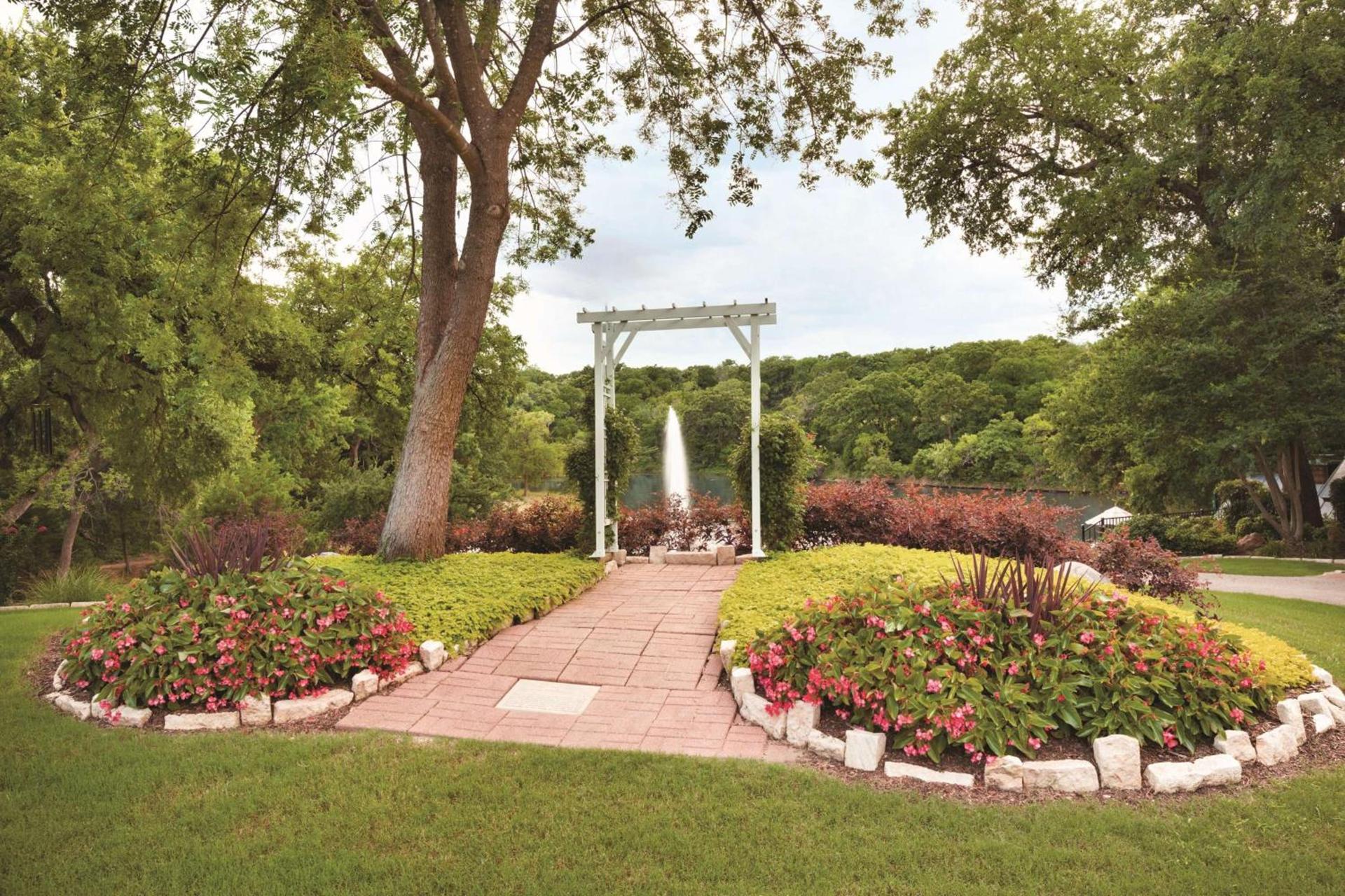 Hilton DFW Lakes Executive Conference Center photo 5