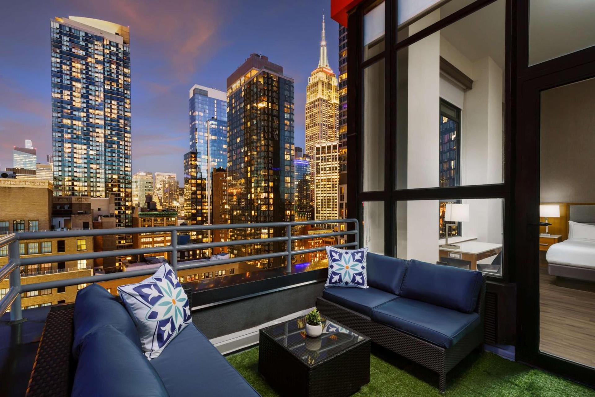 DoubleTree by Hilton Hotel New York City - Chelsea photo 26