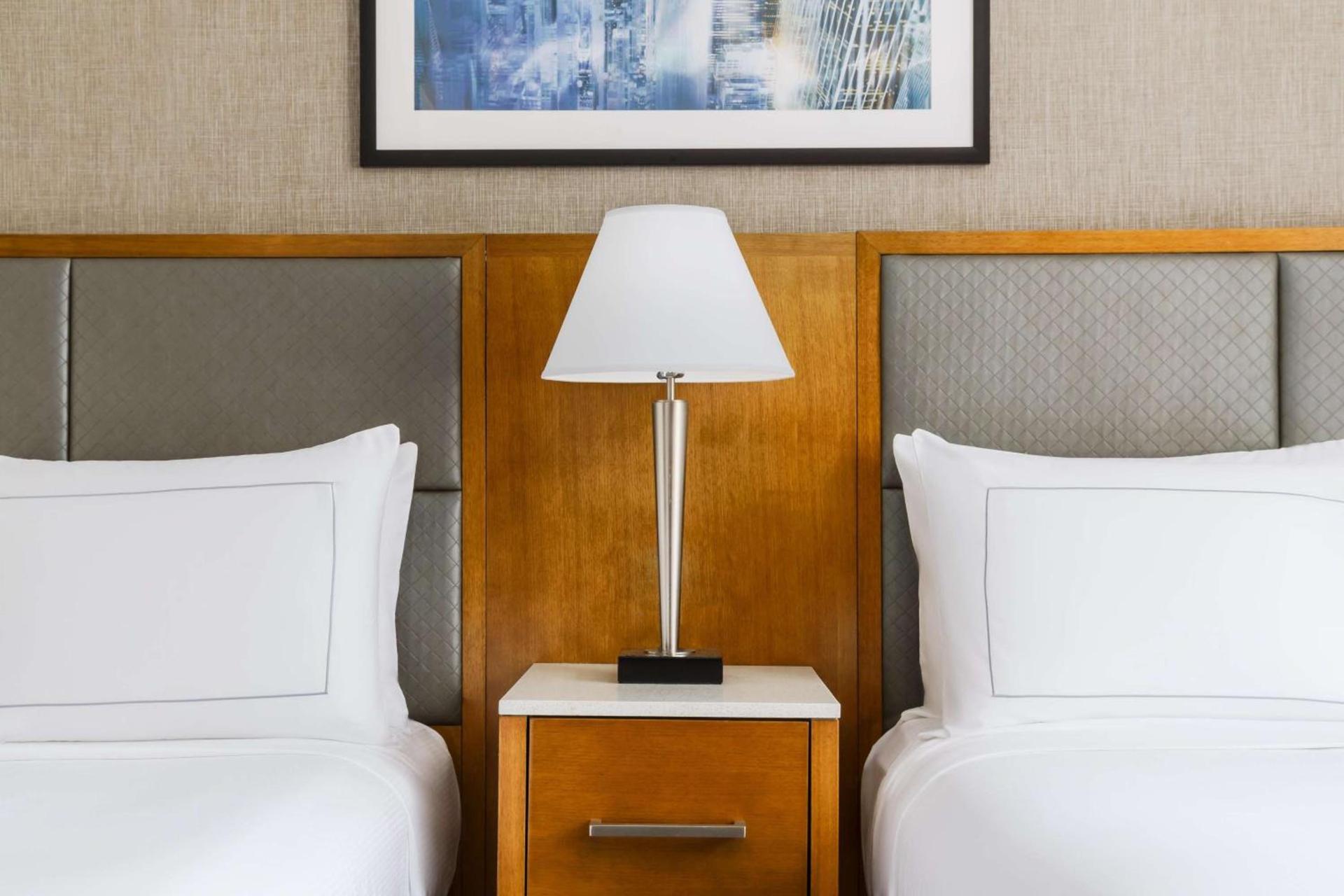 DoubleTree by Hilton Hotel New York City - Chelsea photo 9