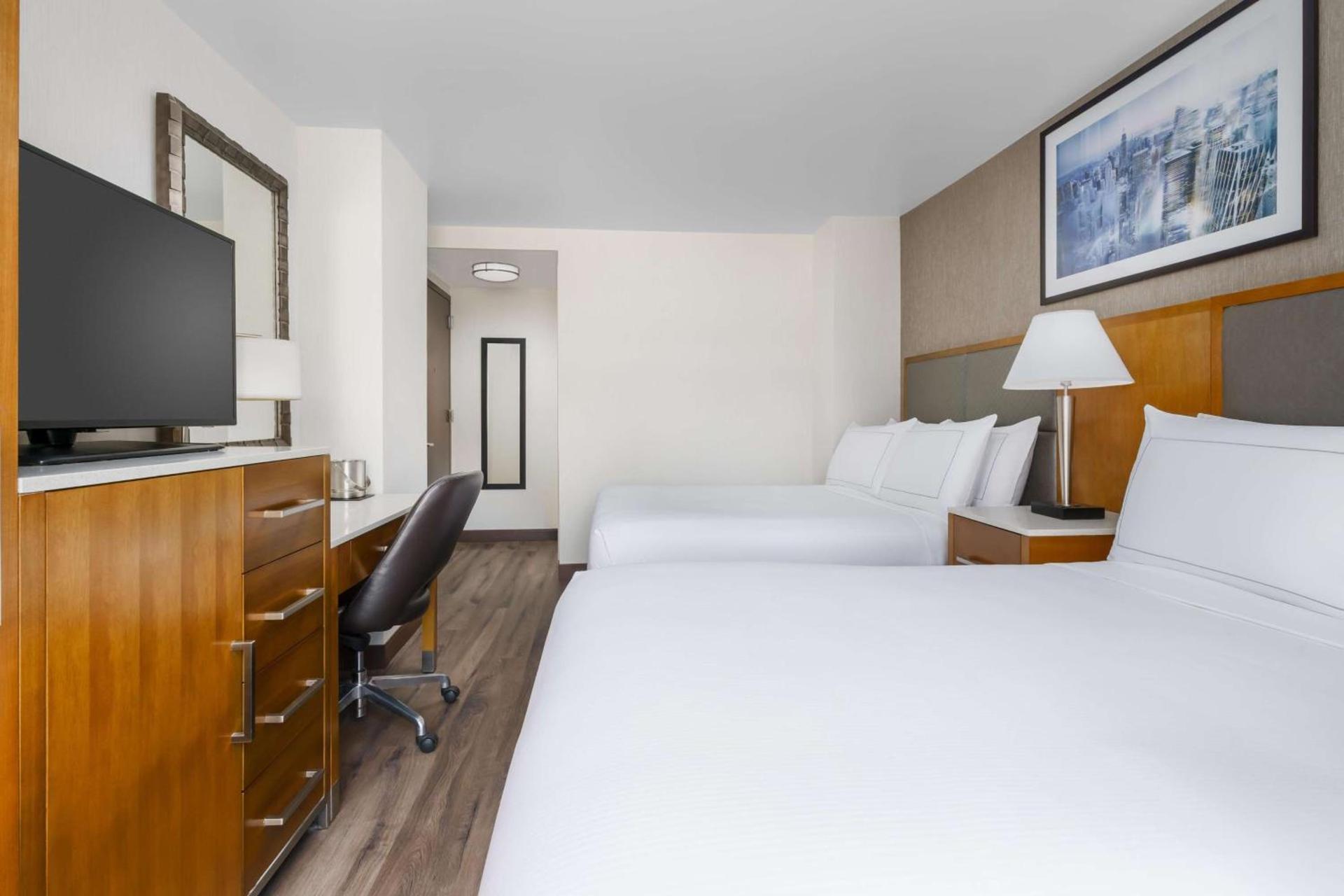 DoubleTree by Hilton Hotel New York City - Chelsea photo 14