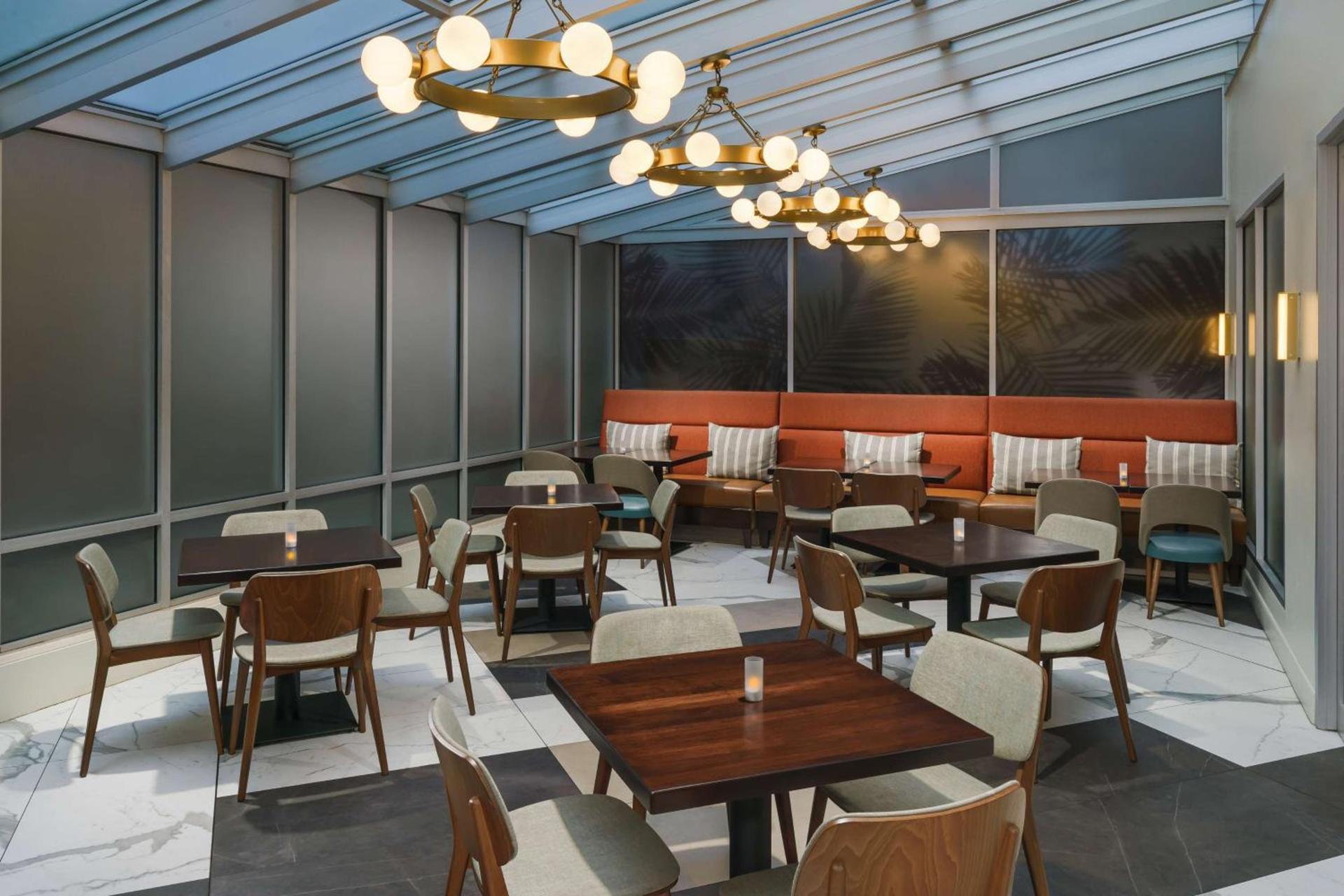 DoubleTree by Hilton Hotel New York City - Chelsea photo 18