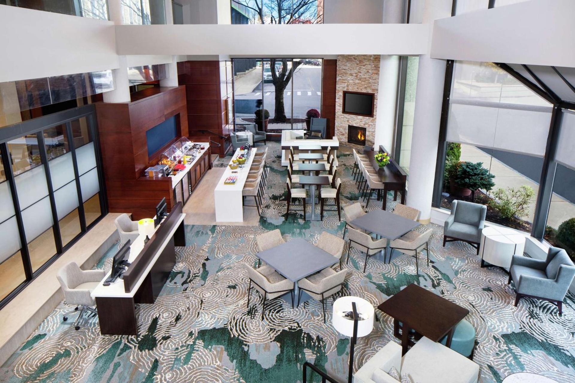 DoubleTree by Hilton Manchester Downtown photo 62