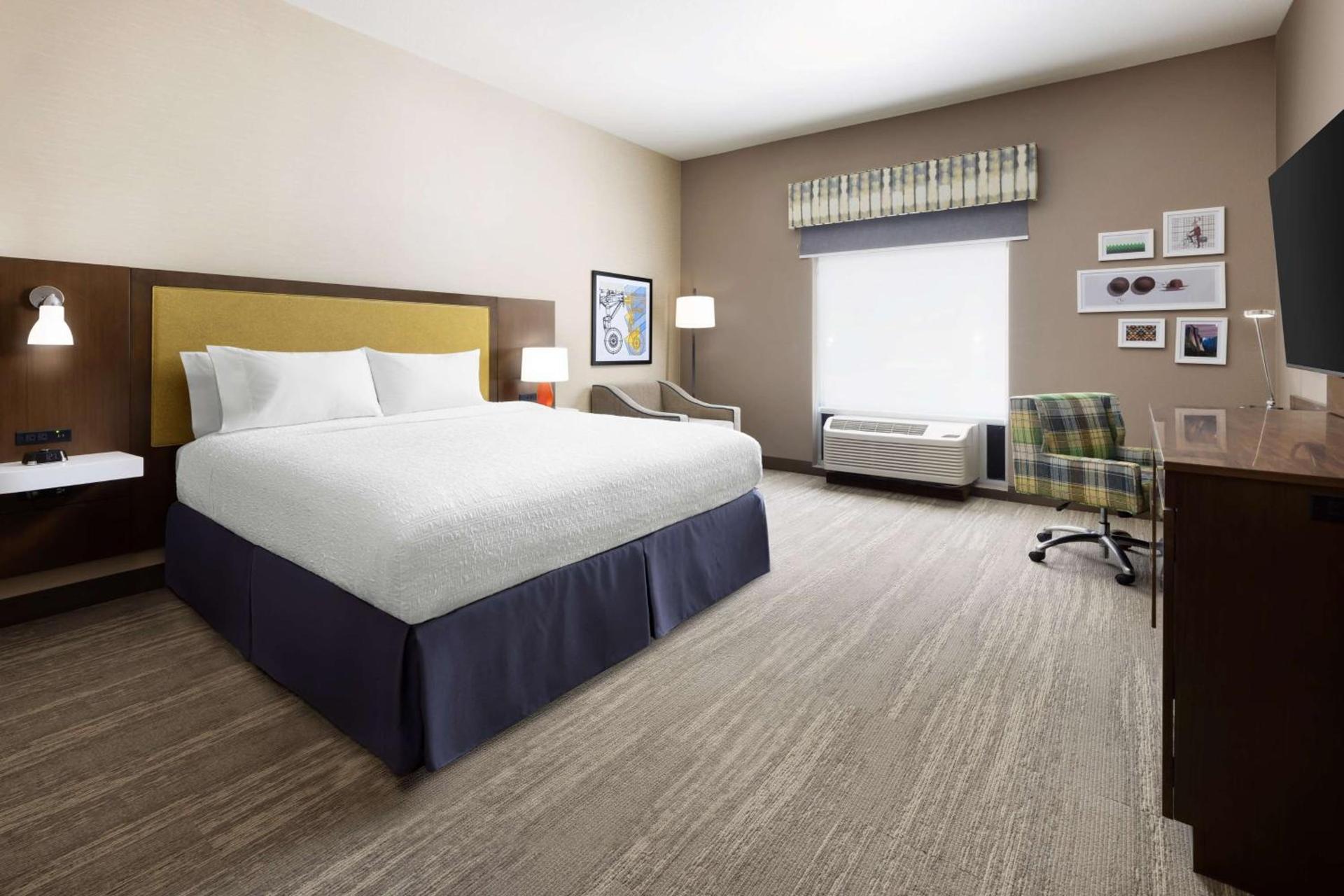 Hampton Inn Oakhurst-Yosemite photo 10