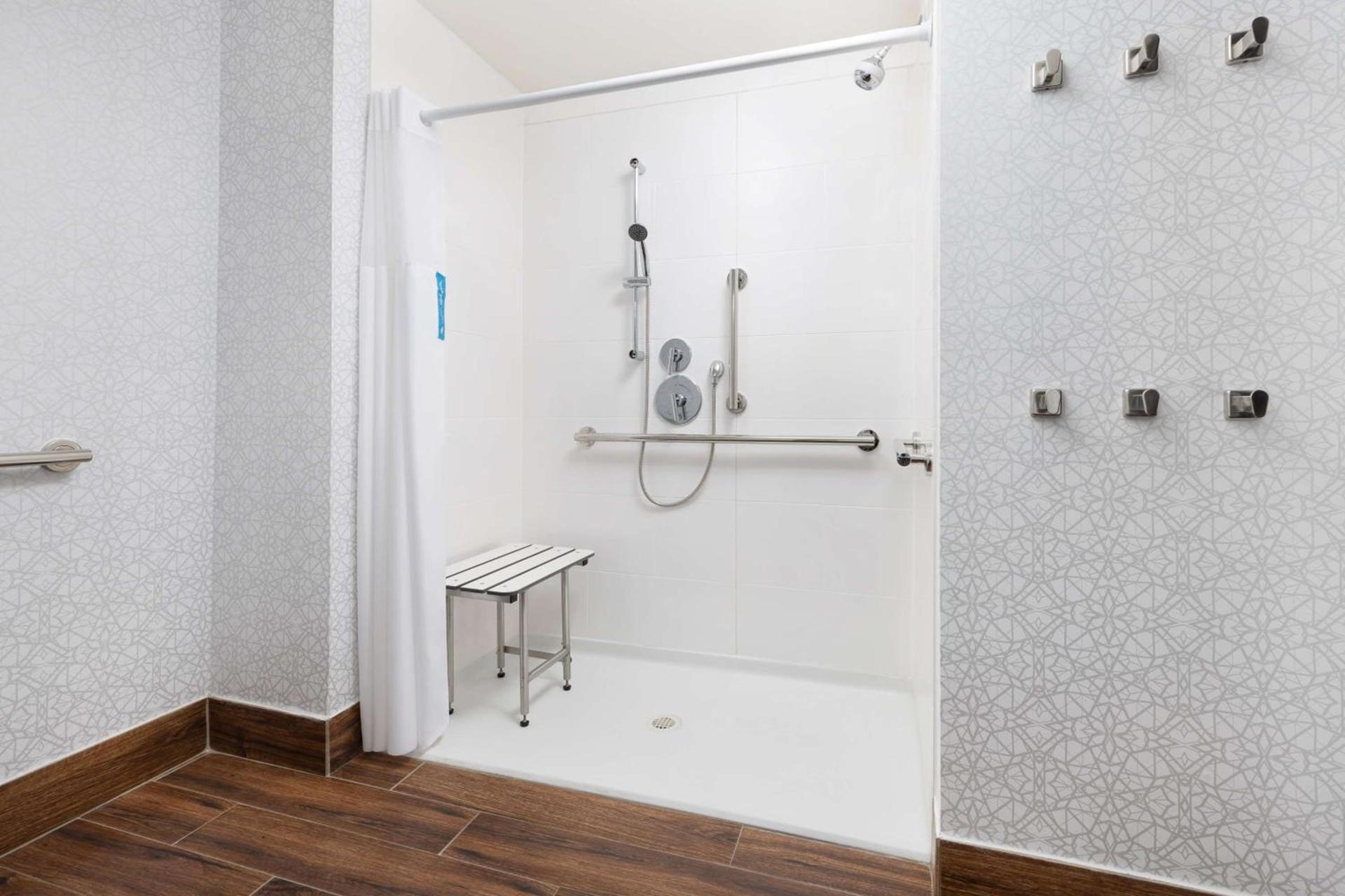 Hampton Inn Oakhurst-Yosemite photo 23