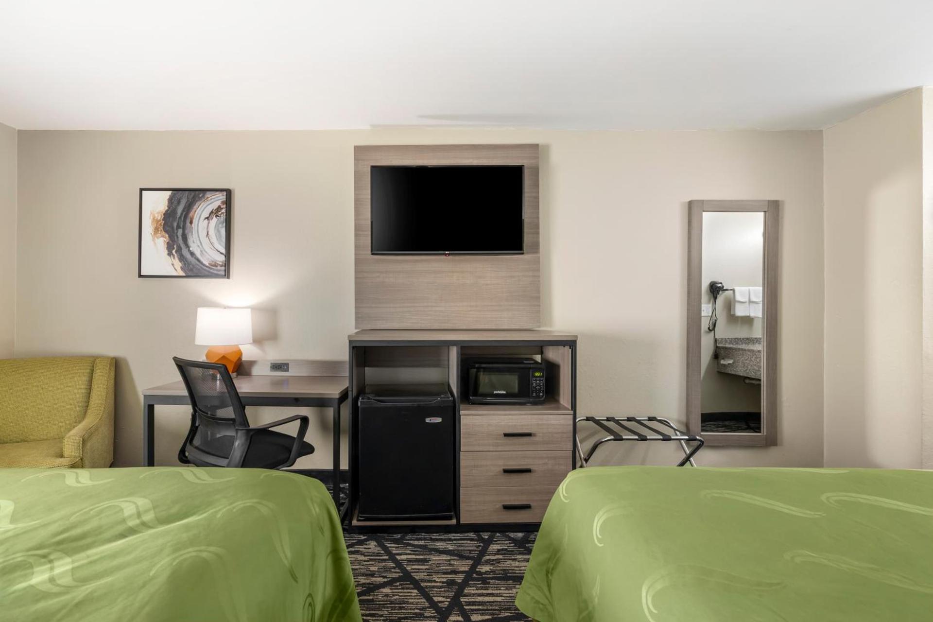 Quality Inn Jackson Northwest photo 40