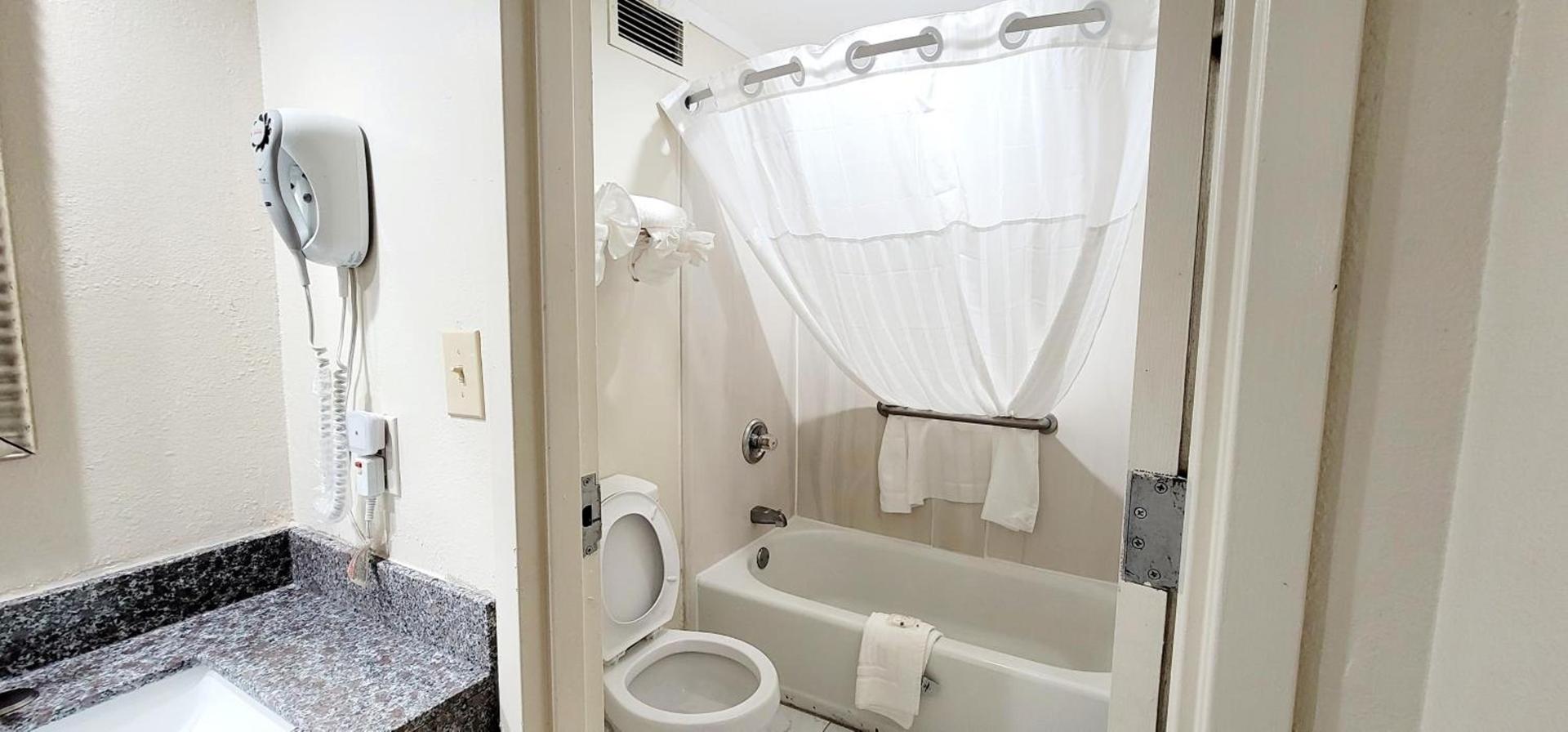 Quality Inn Port Wentworth Savannah North photo 55