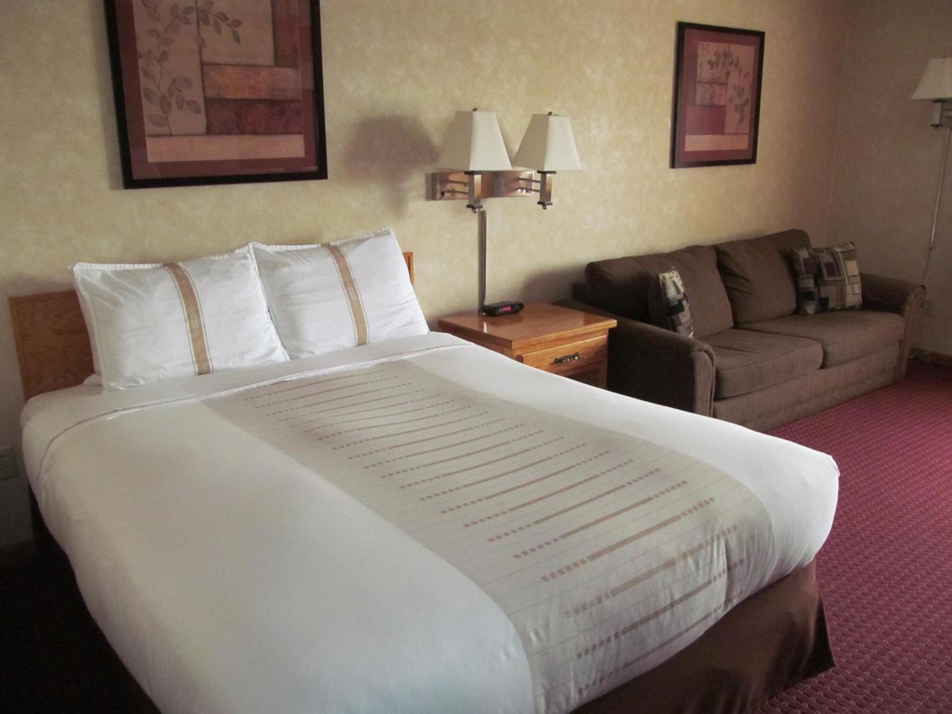 Fireside Inn and Suites photo 58