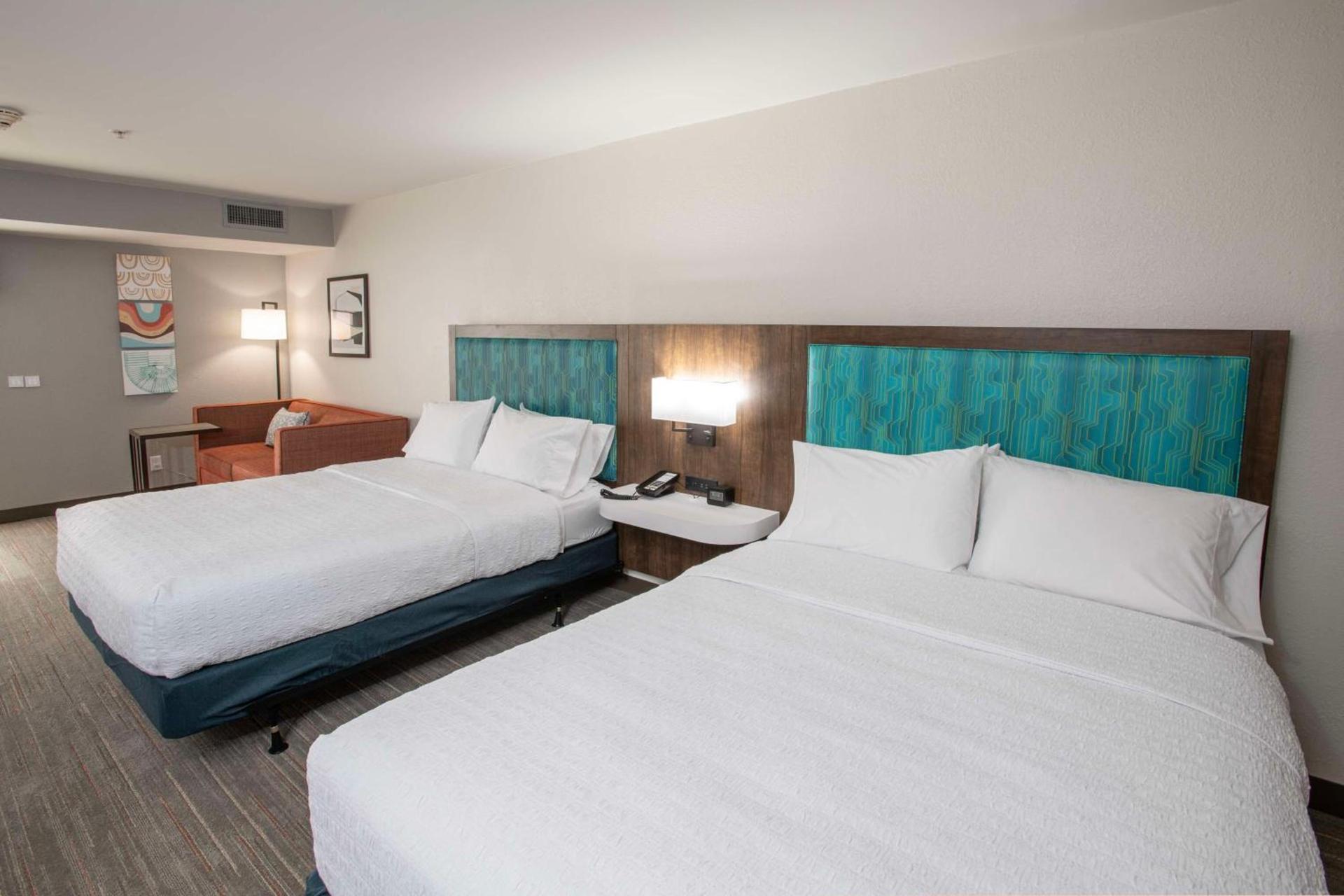 Hampton Inn Dry Ridge photo 18