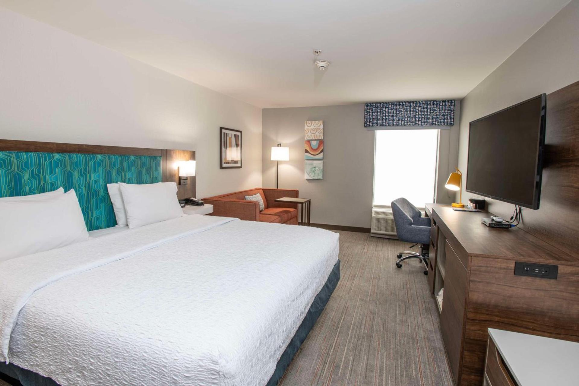 Hampton Inn Dry Ridge photo 23